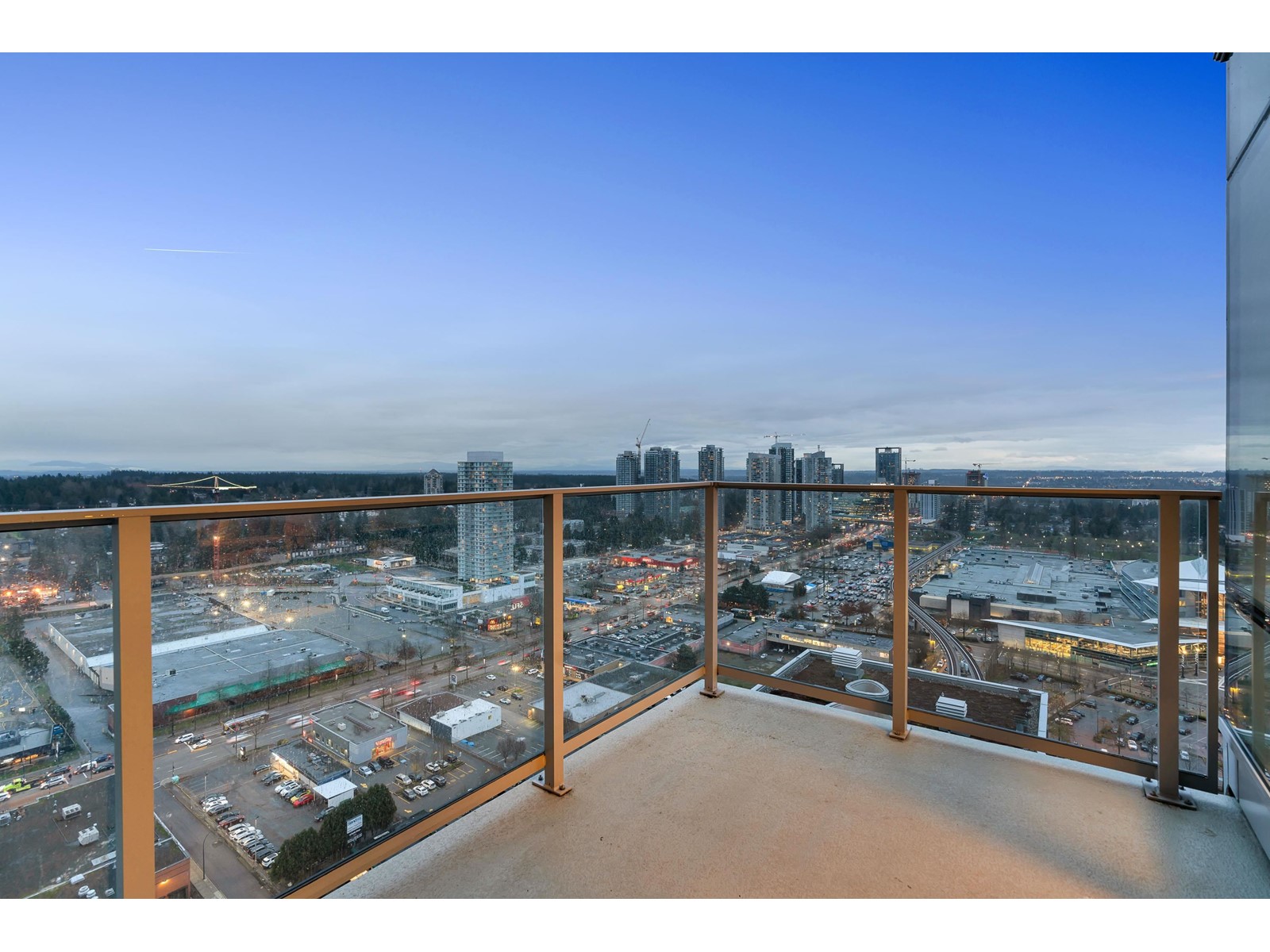 2706 13495 Central Avenue, Surrey, British Columbia  V3T 0K2 - Photo 17 - R2956322