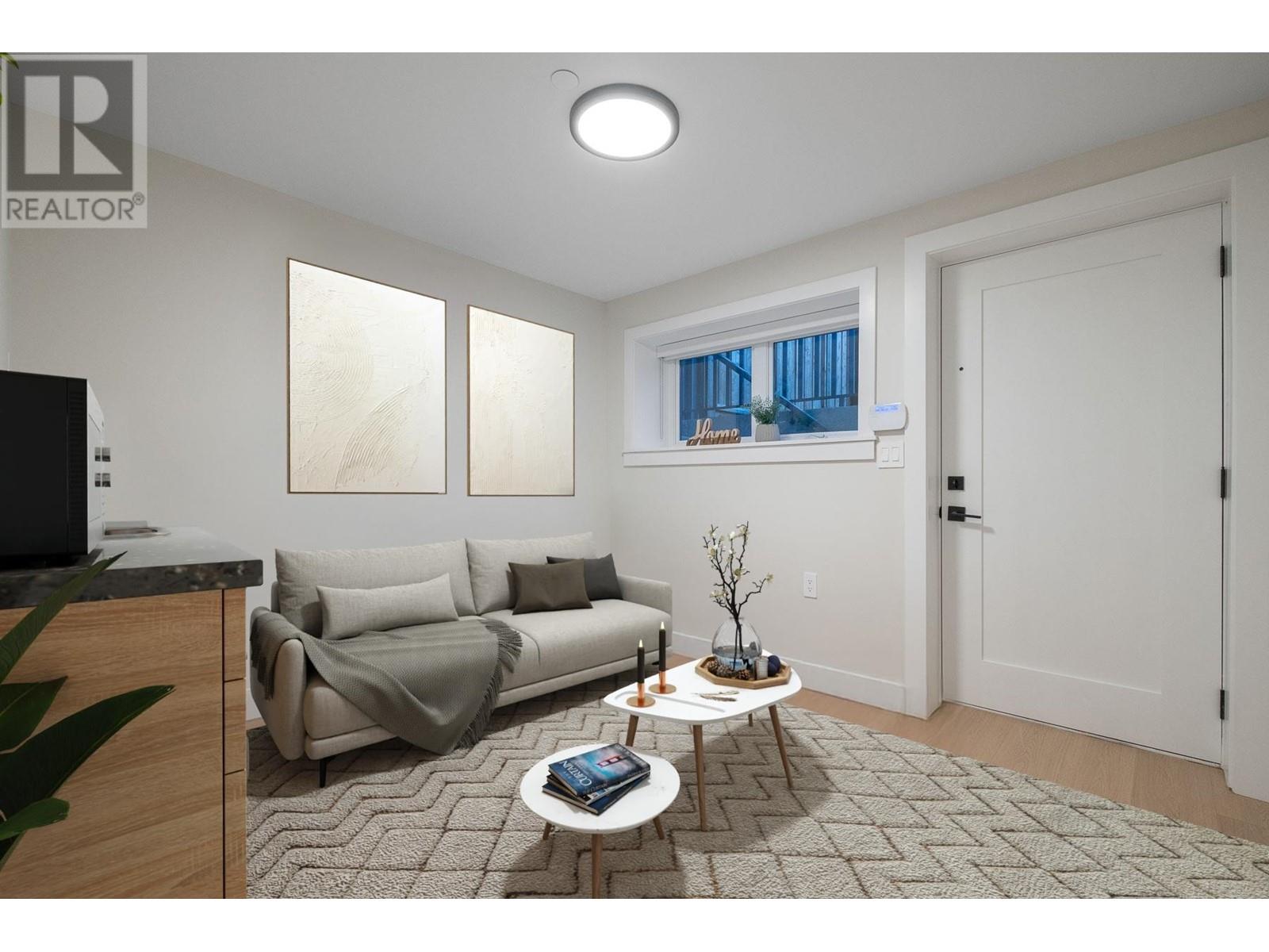 Listing Picture 21 of 26 : 1560 E 10TH AVENUE, Vancouver / 溫哥華 - 魯藝地產 Yvonne Lu Group - MLS Medallion Club Member