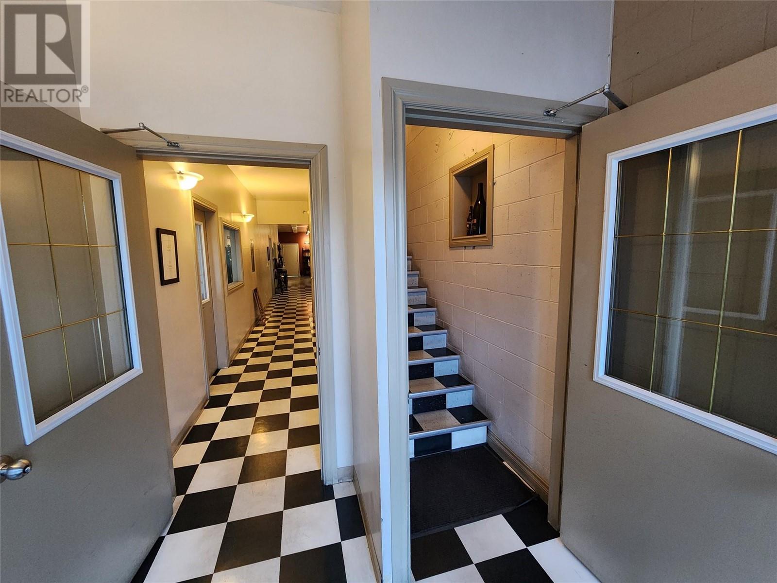 1810 Kosmina Road, Vernon, British Columbia  V1T 8T2 - Photo 15 - 10332133