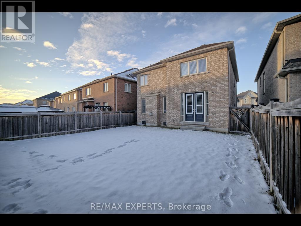 269 Chatfield Drive N, Vaughan, Ontario  L4H 3R8 - Photo 5 - N11924822