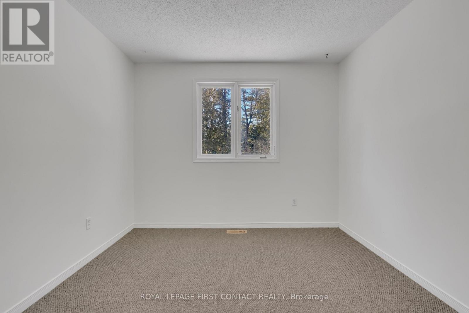 3206 Cove Avenue, Innisfil, Ontario  L9S 2K8 - Photo 13 - N11924845