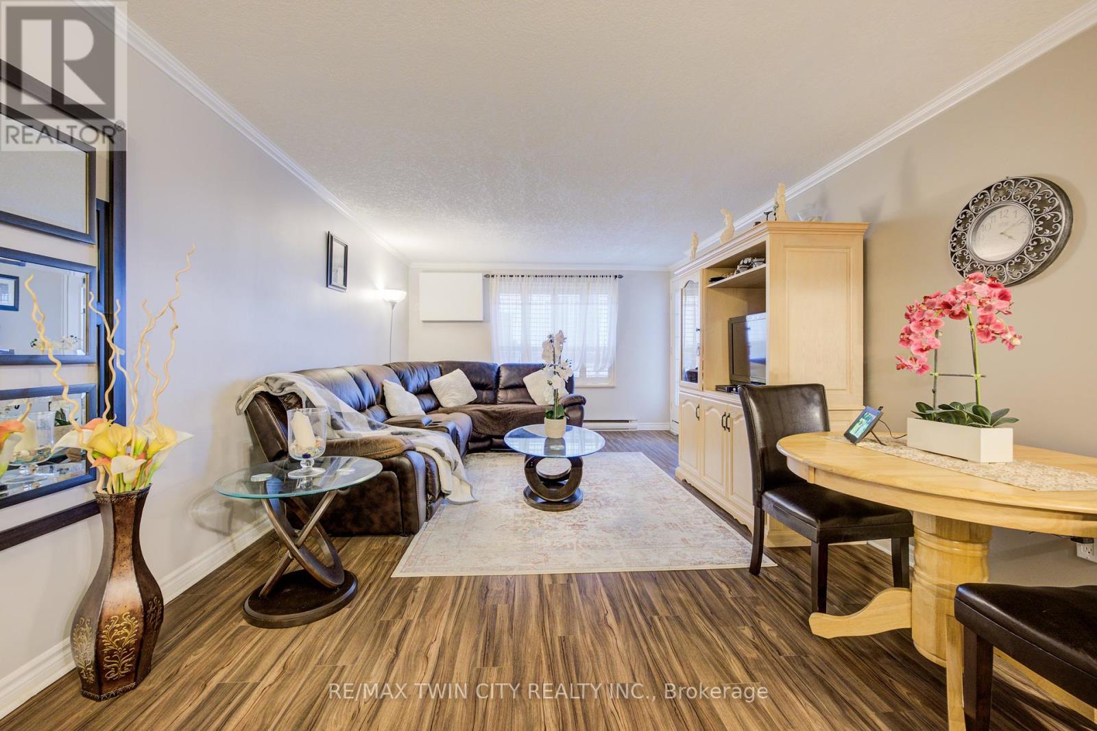 Property at 1205 - 64 BENTON STREET image 5