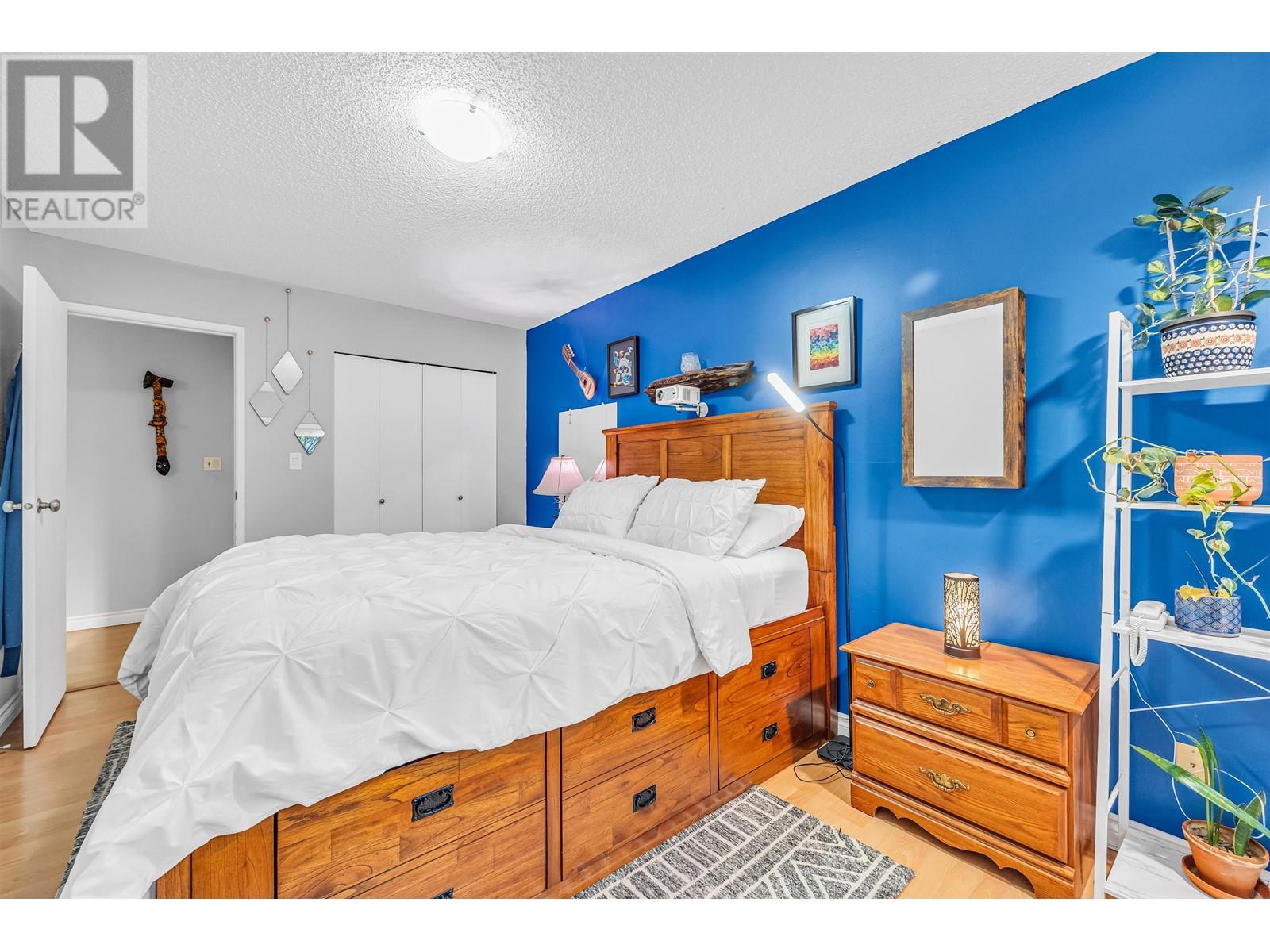 Listing Picture 12 of 22 : 102 8291 PARK ROAD, Richmond / 烈治文 - 魯藝地產 Yvonne Lu Group - MLS Medallion Club Member
