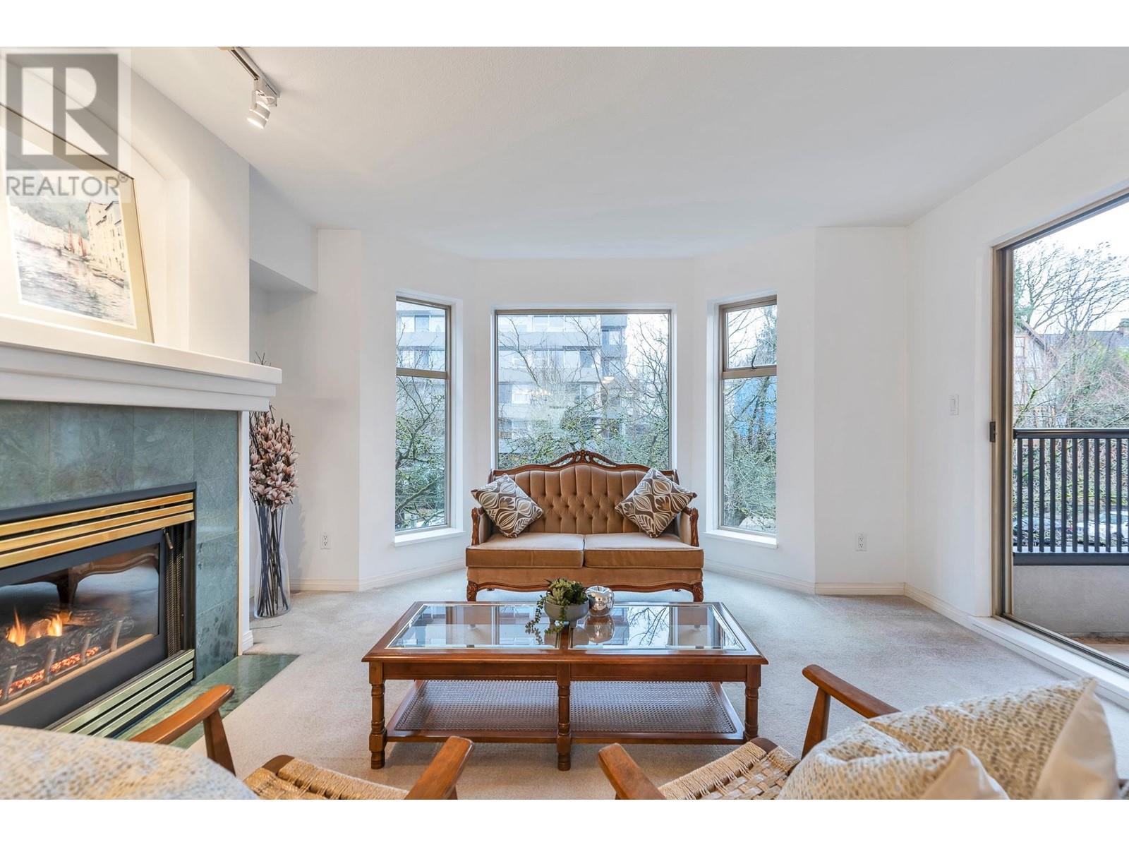 #308 55 E 10th Avenue, Vancouver, British Columbia V5T 1Y9 - Photo 2 - R2956430