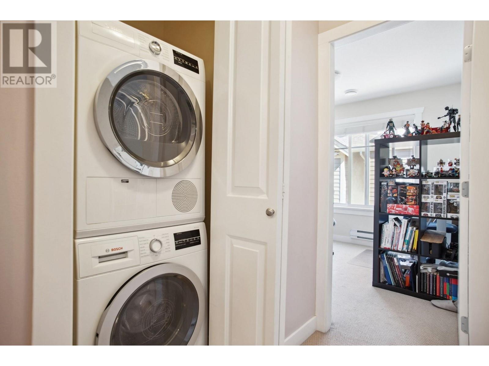 Listing Picture 19 of 26 : 9 5660 BLUNDELL ROAD, Richmond / 烈治文 - 魯藝地產 Yvonne Lu Group - MLS Medallion Club Member