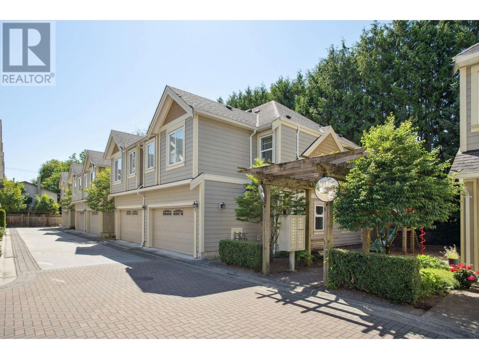 Listing Picture 24 of 26 : 9 5660 BLUNDELL ROAD, Richmond / 烈治文 - 魯藝地產 Yvonne Lu Group - MLS Medallion Club Member
