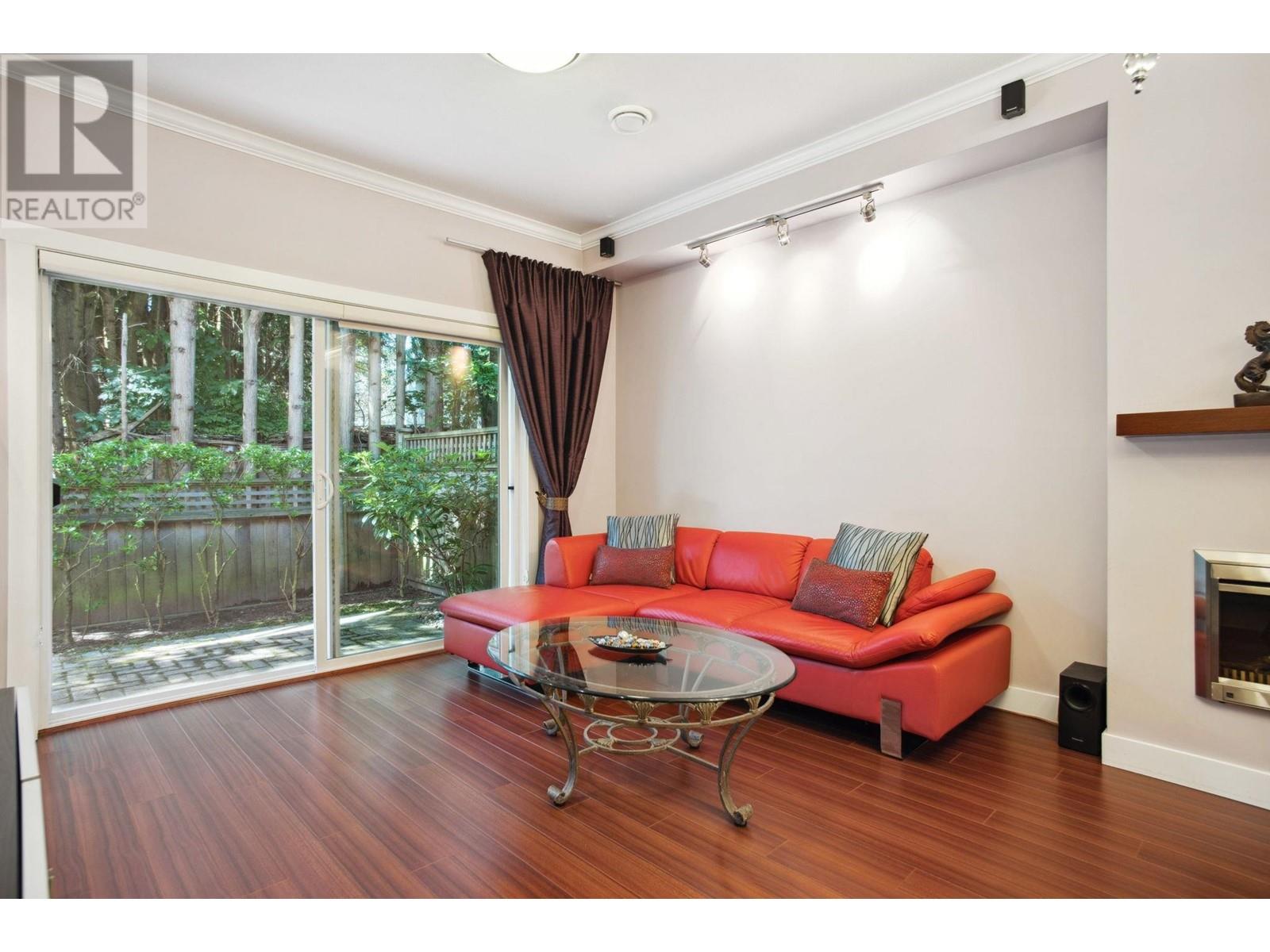 Listing Picture 6 of 26 : 9 5660 BLUNDELL ROAD, Richmond / 烈治文 - 魯藝地產 Yvonne Lu Group - MLS Medallion Club Member