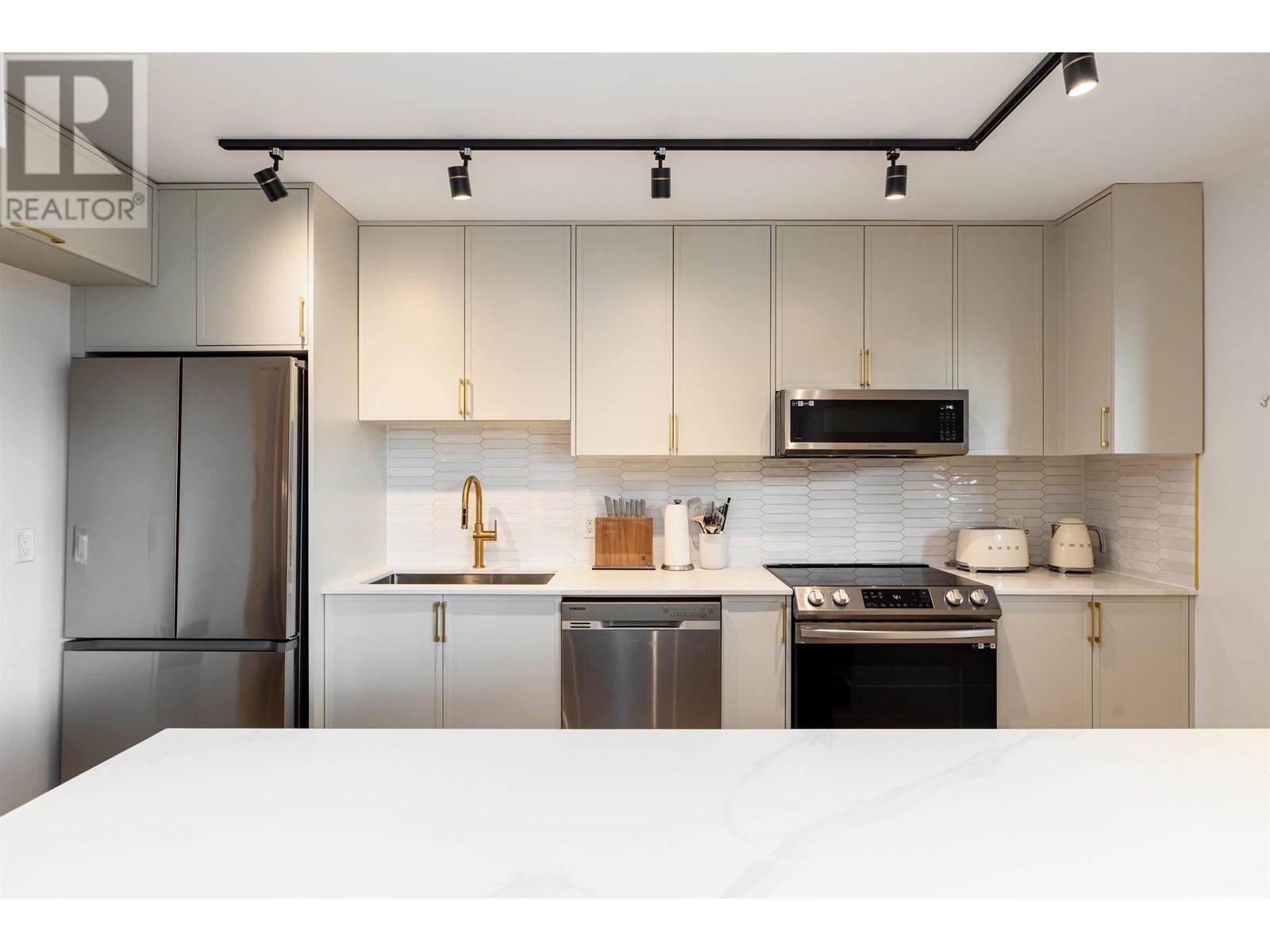 202 545 Austin Avenue, Coquitlam, British Columbia V3K 6R4 - Photo 19 - R2956511