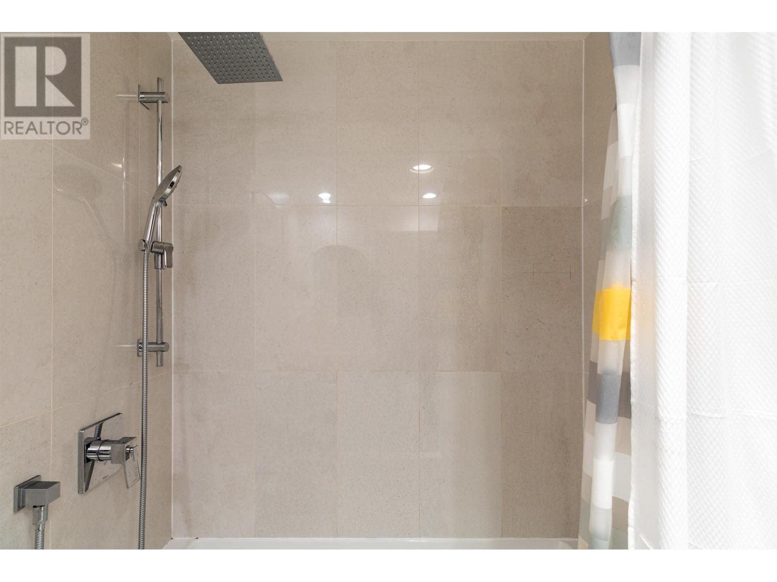 202 545 Austin Avenue, Coquitlam, British Columbia V3K 6R4 - Photo 25 - R2956511