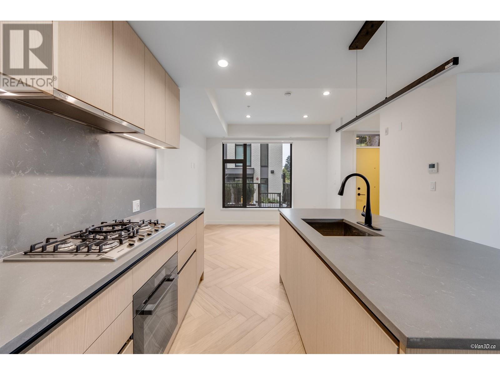 18 6788 Oak Street, Vancouver, British Columbia  V6P 0L2 - Photo 10 - R2956537