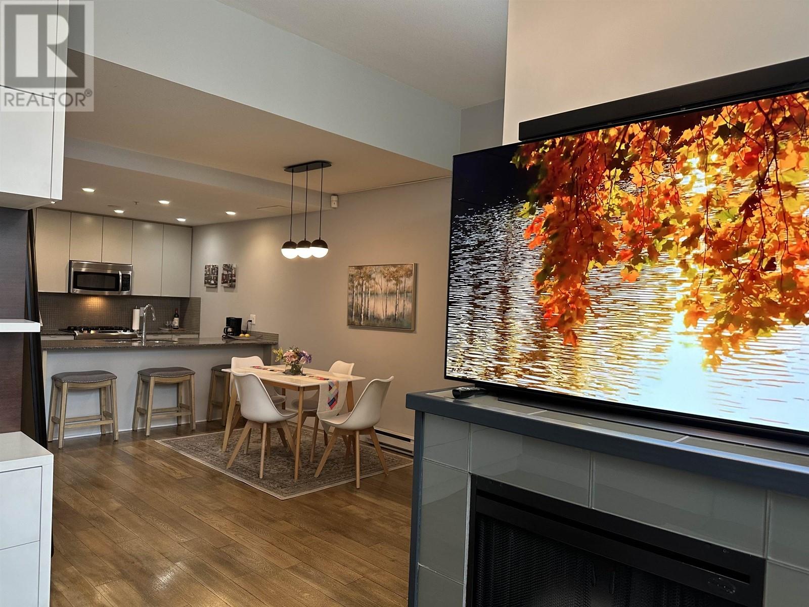 Listing Picture 19 of 34 : 282 E 11TH AVENUE, Vancouver / 溫哥華 - 魯藝地產 Yvonne Lu Group - MLS Medallion Club Member