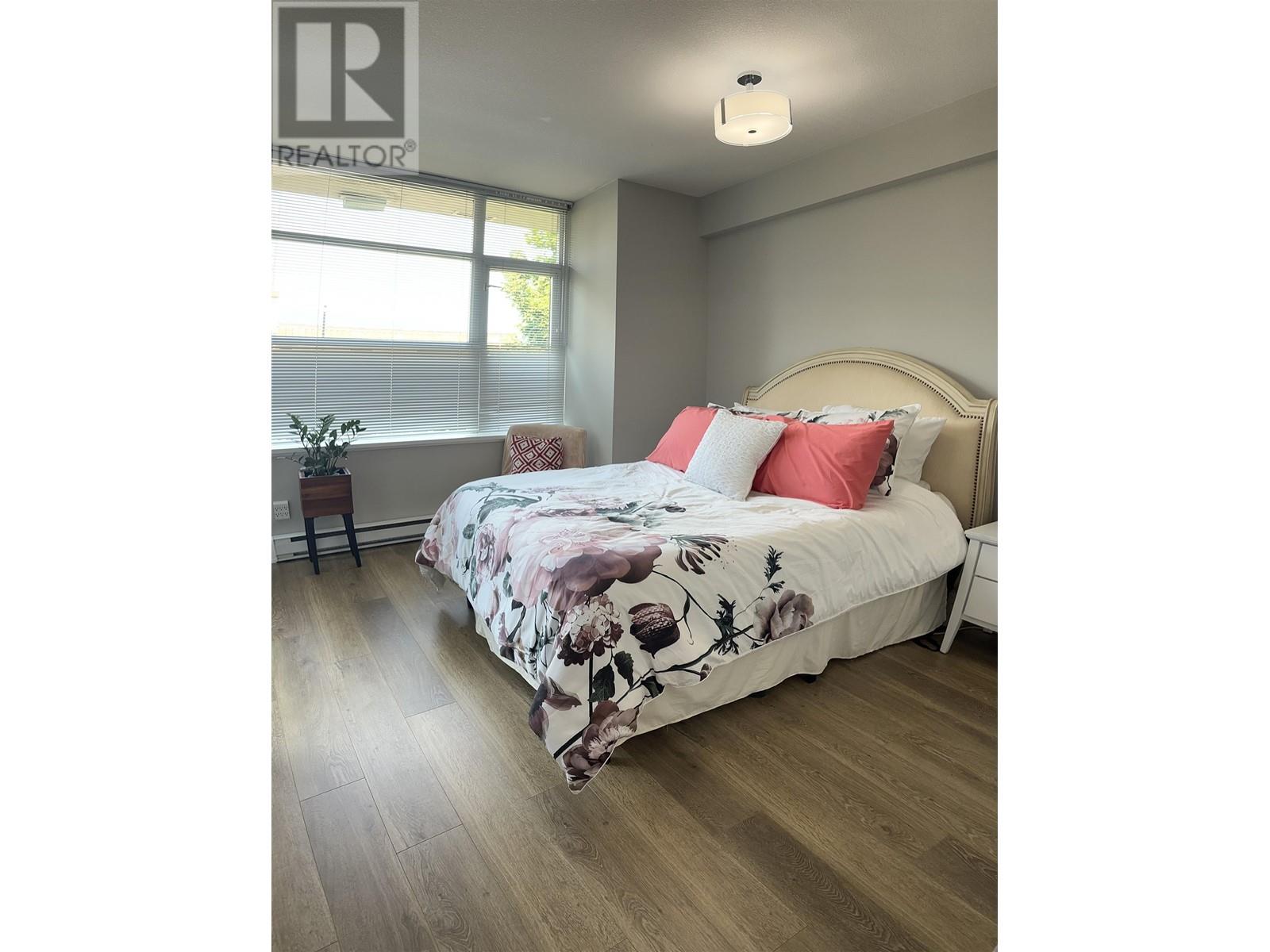 Listing Picture 24 of 34 : 282 E 11TH AVENUE, Vancouver / 溫哥華 - 魯藝地產 Yvonne Lu Group - MLS Medallion Club Member