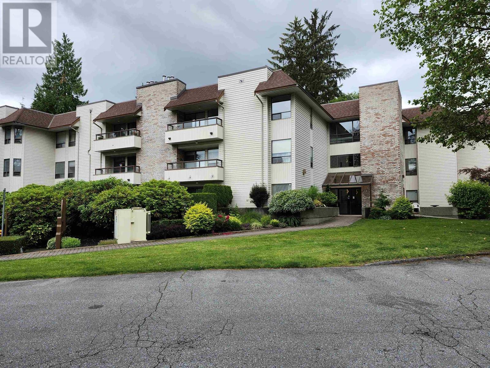 Property at 104 1150 DUFFERIN STREET image 1