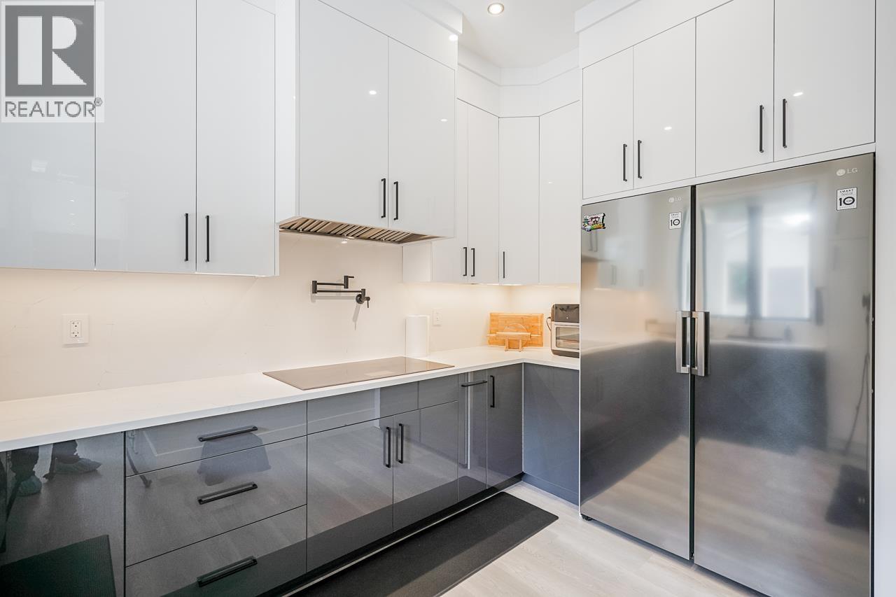 8230 Lakefield Drive, Burnaby, British Columbia  V5E 4G7 - Photo 11 - R2956529
