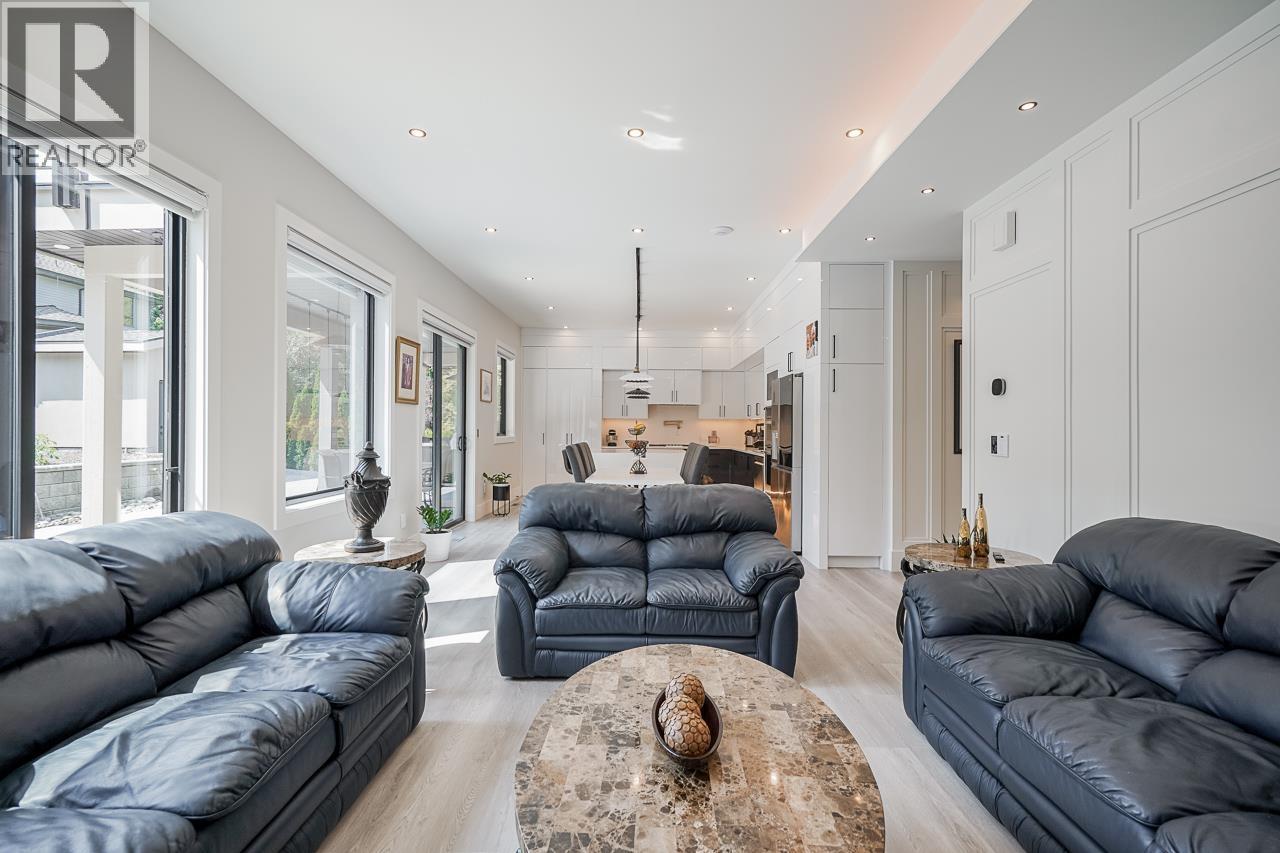 8230 Lakefield Drive, Burnaby, British Columbia  V5E 4G7 - Photo 6 - R2956529