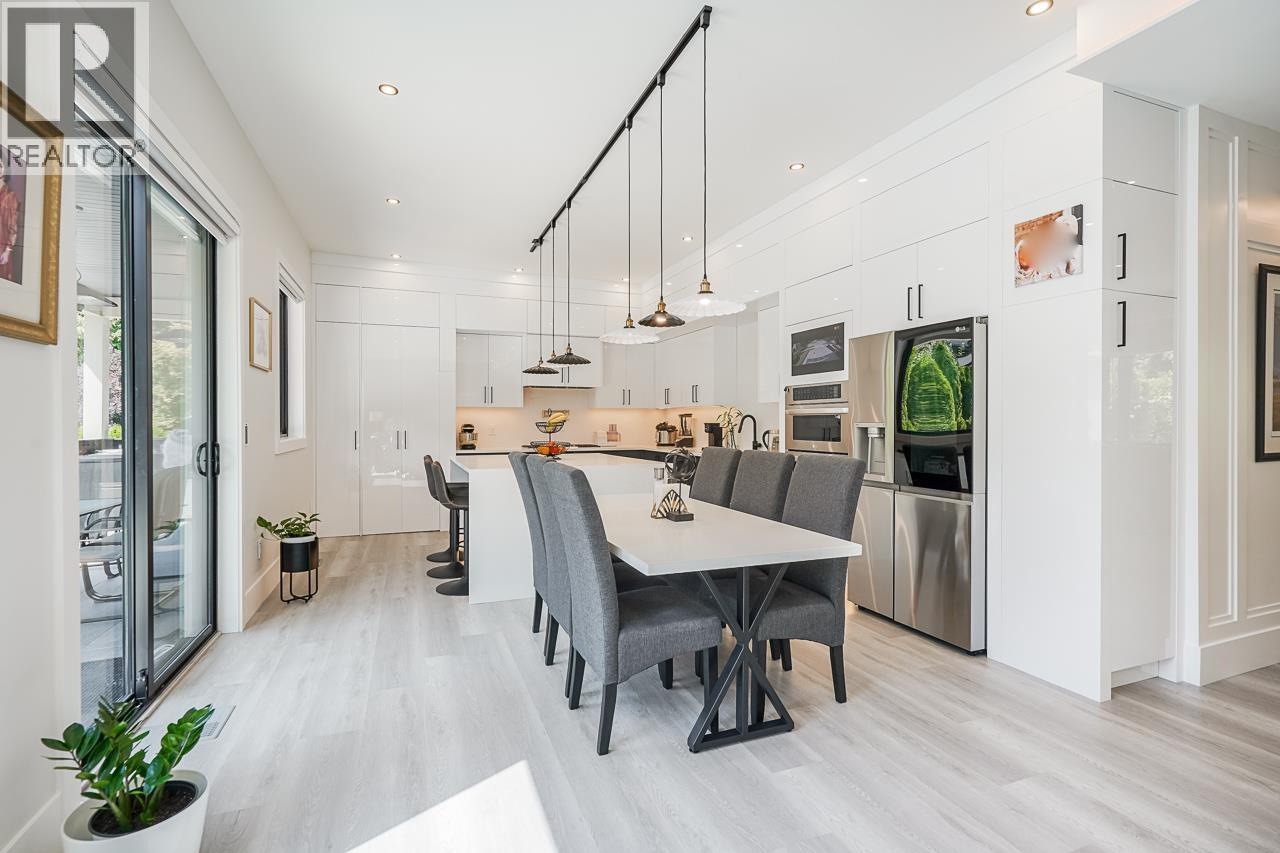 8230 Lakefield Drive, Burnaby, British Columbia  V5E 4G7 - Photo 7 - R2956529