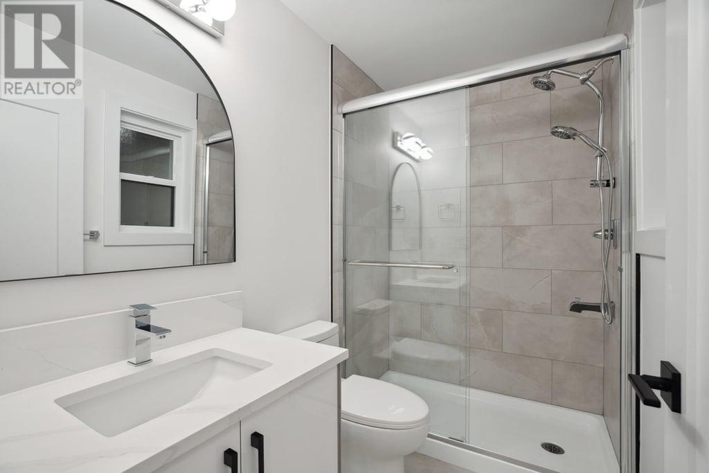 Bsmt 964 Charland Avenue, Coquitlam, British Columbia  V3K 3K6 - Photo 18 - R2956480