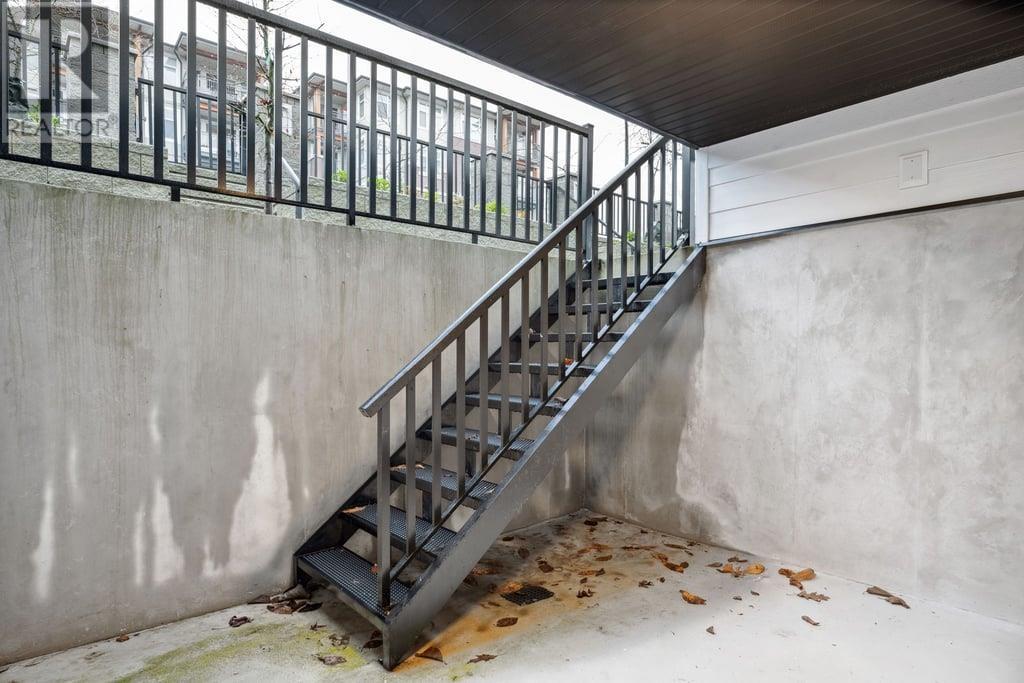 Bsmt 964 Charland Avenue, Coquitlam, British Columbia  V3K 3K6 - Photo 4 - R2956480