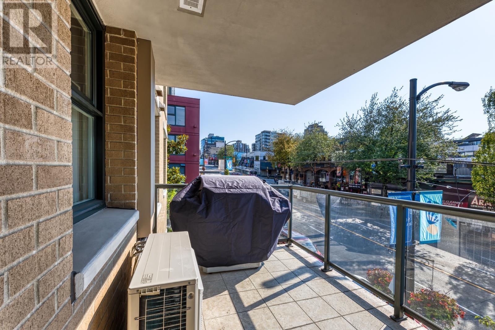 307 1450 W 6th Avenue, Vancouver, British Columbia  V6H 4H9 - Photo 17 - R2956504