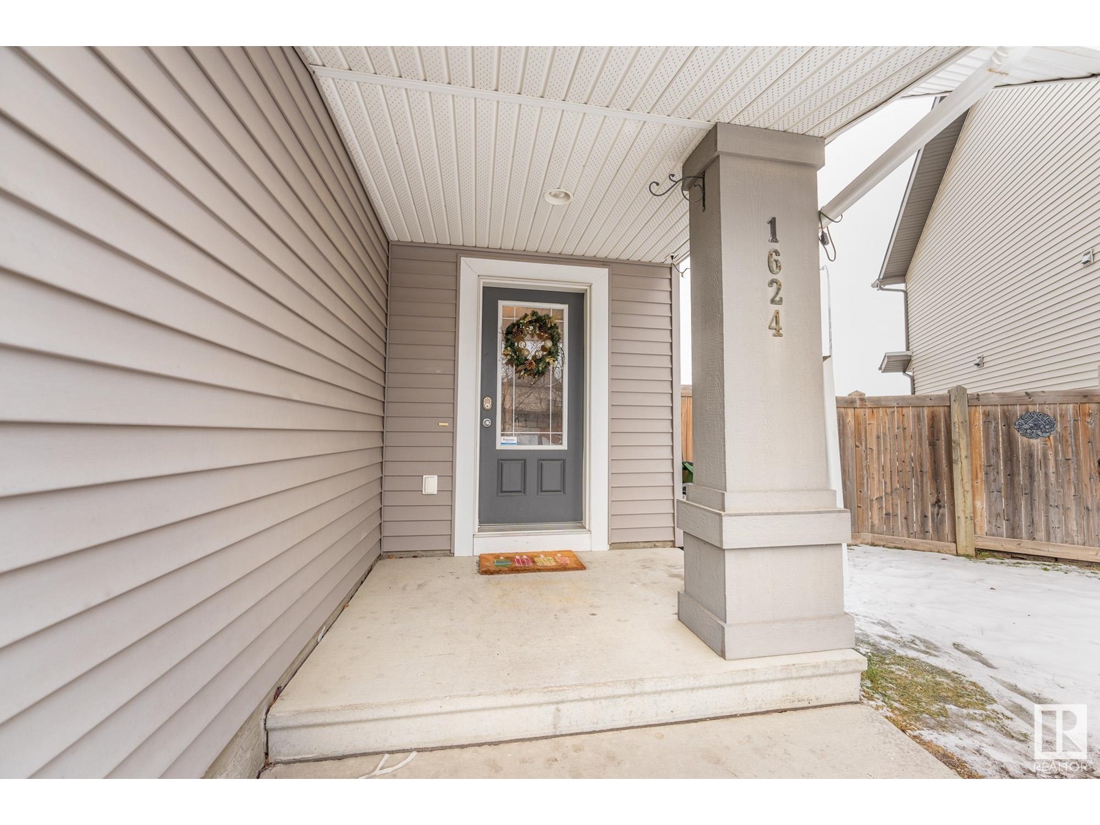 1624 Chapman Wy Sw, Edmonton, Alberta  T6W 0Z2 - Photo 2 - E4418059