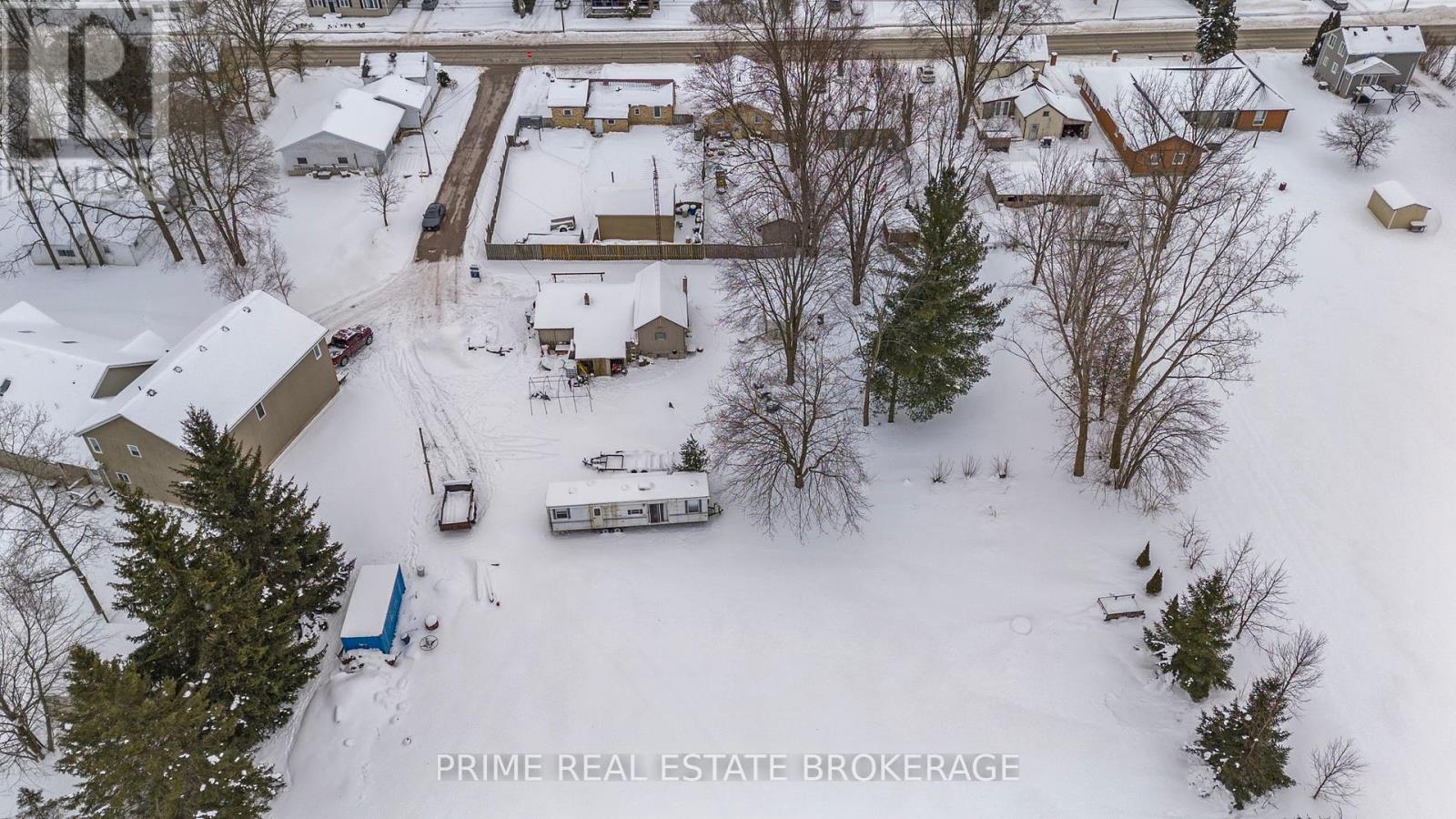 2 Guettinger Street, South Huron, Ontario  N0M 1M0 - Photo 6 - X11924966