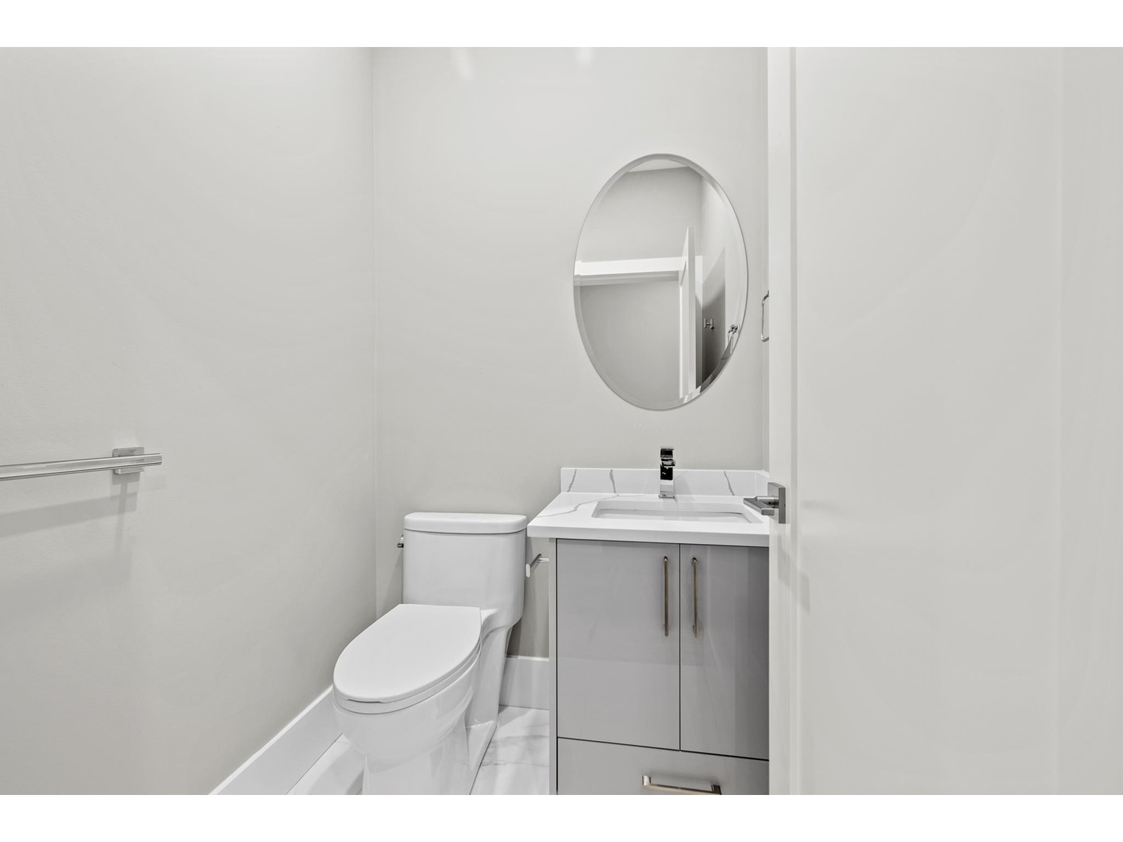 Property at 2811 PLATFORM CRESCENT image 4