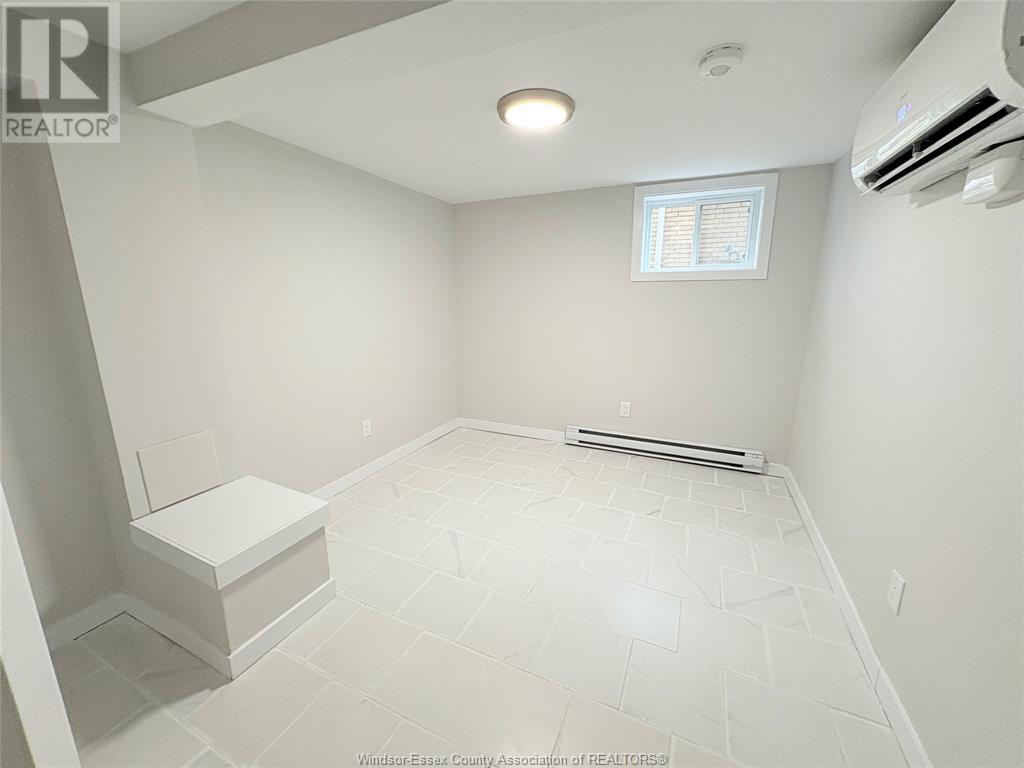 1527 Central Unit# Lower, Windsor, Ontario  N8Y 3Y7 - Photo 11 - 25000529