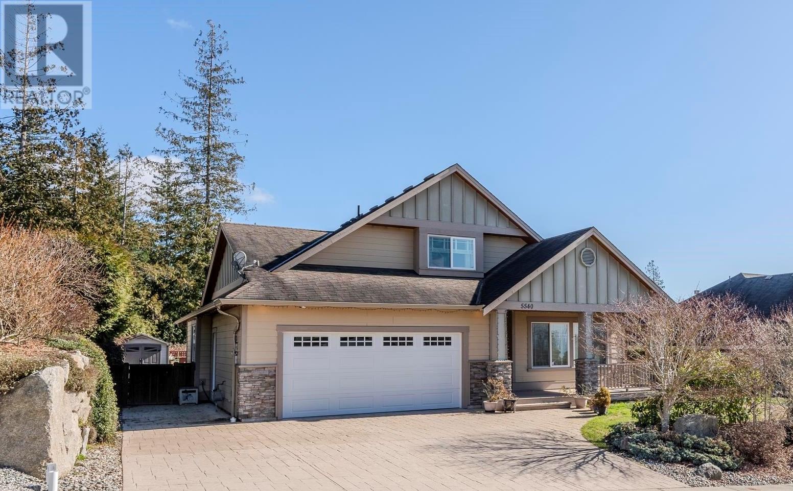 5540 Clayton Avenue, Sechelt, British Columbia  V7Z 0V1 - Photo 1 - R2949989