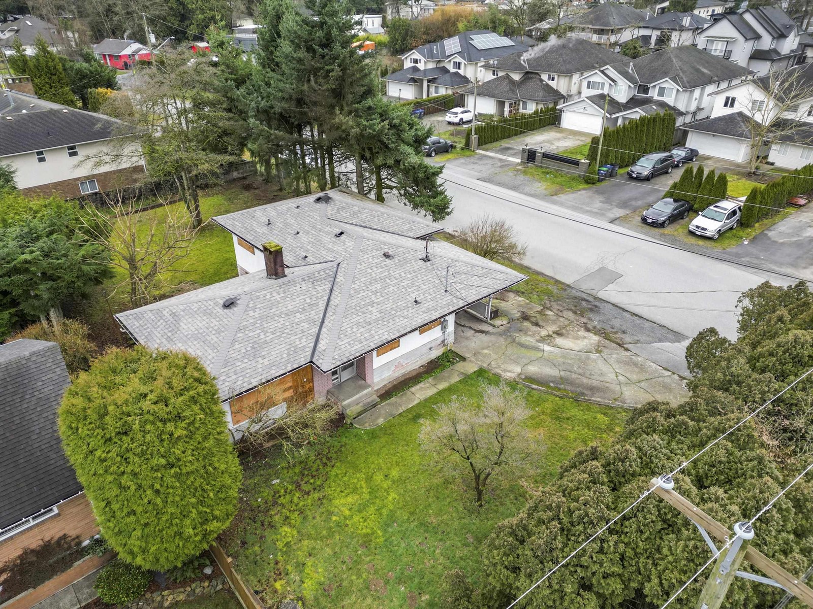 Property at 14200 GROSVENOR ROAD image 2