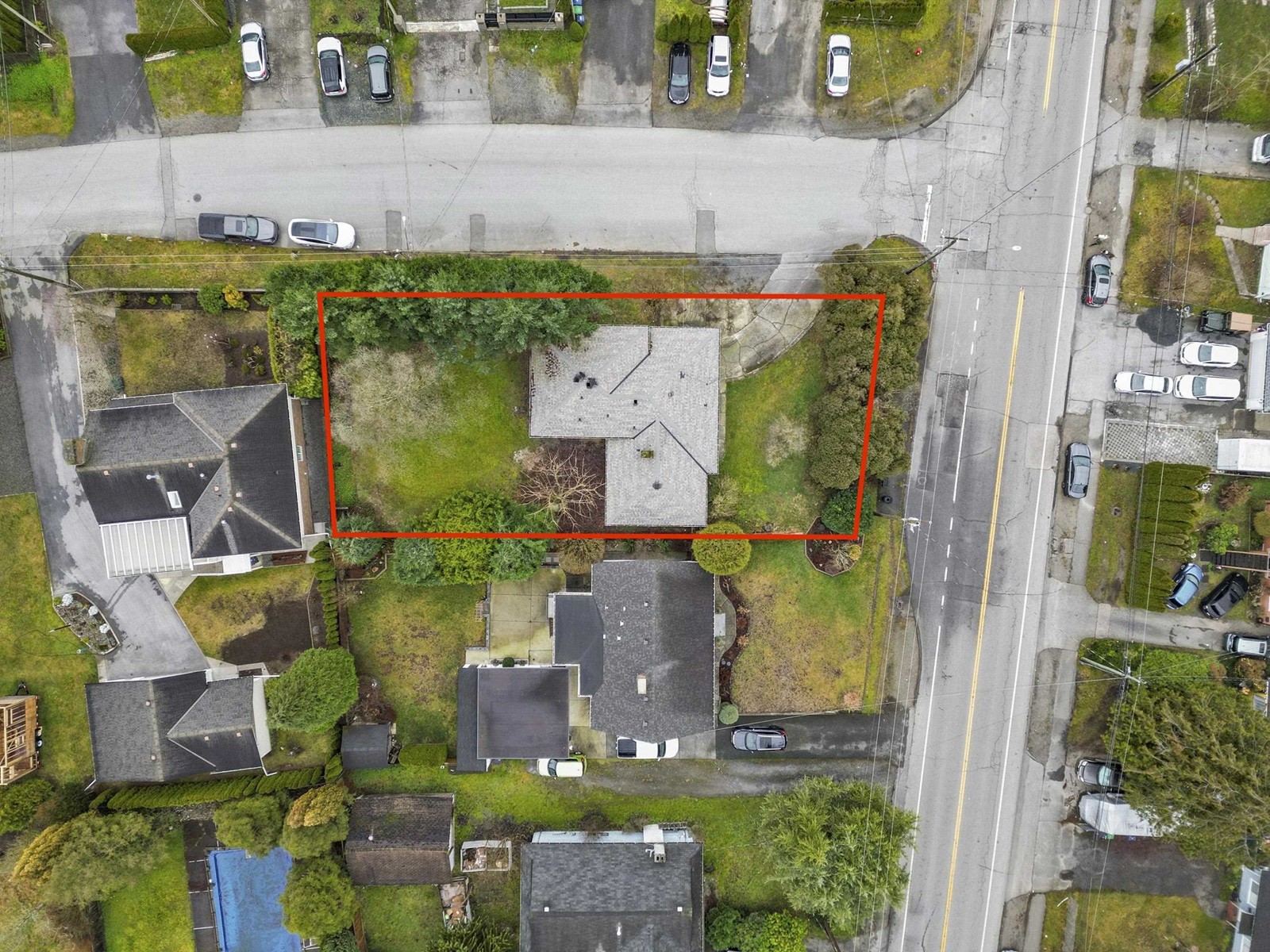 Property at 14200 GROSVENOR ROAD image 4