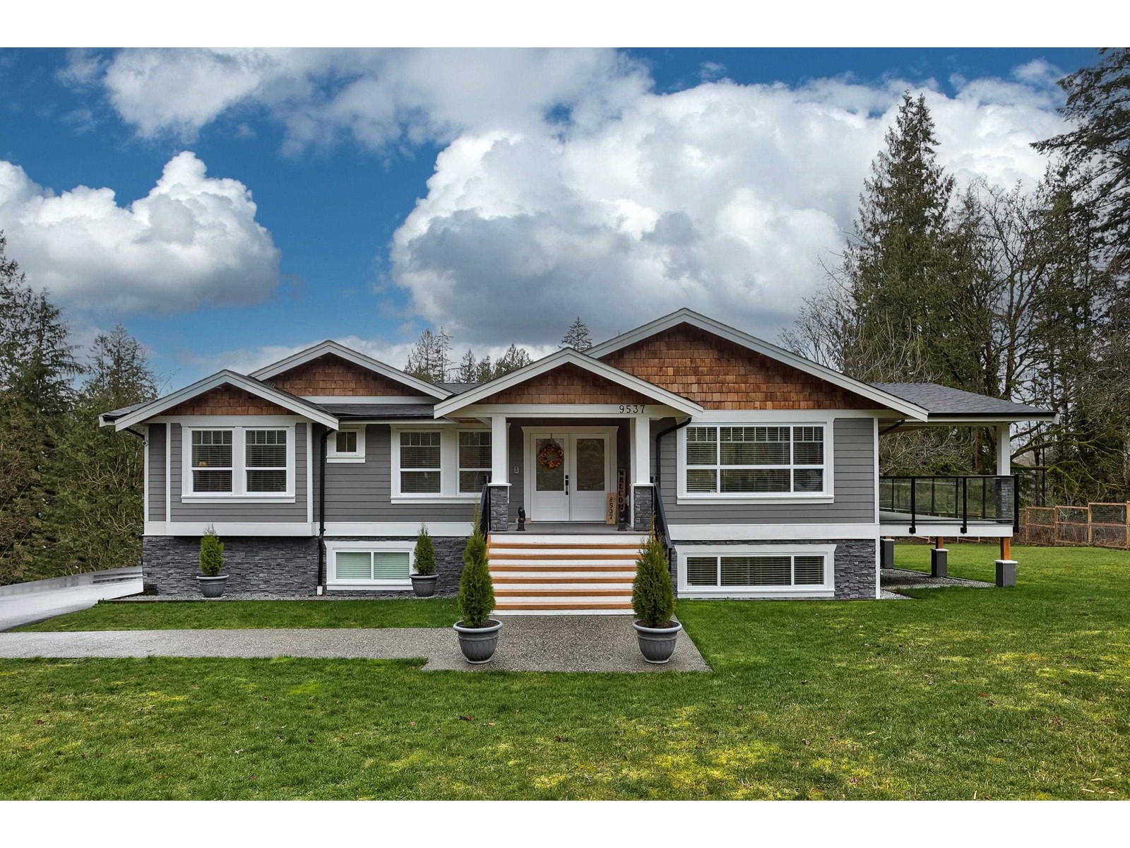 Property at 9537 MANZER STREET image 3