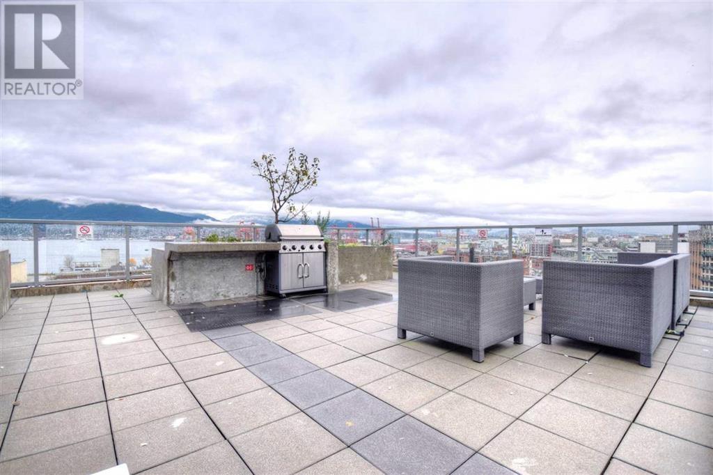 Listing Picture 13 of 16 : 709 66 W CORDOVA STREET, Vancouver / 溫哥華 - 魯藝地產 Yvonne Lu Group - MLS Medallion Club Member