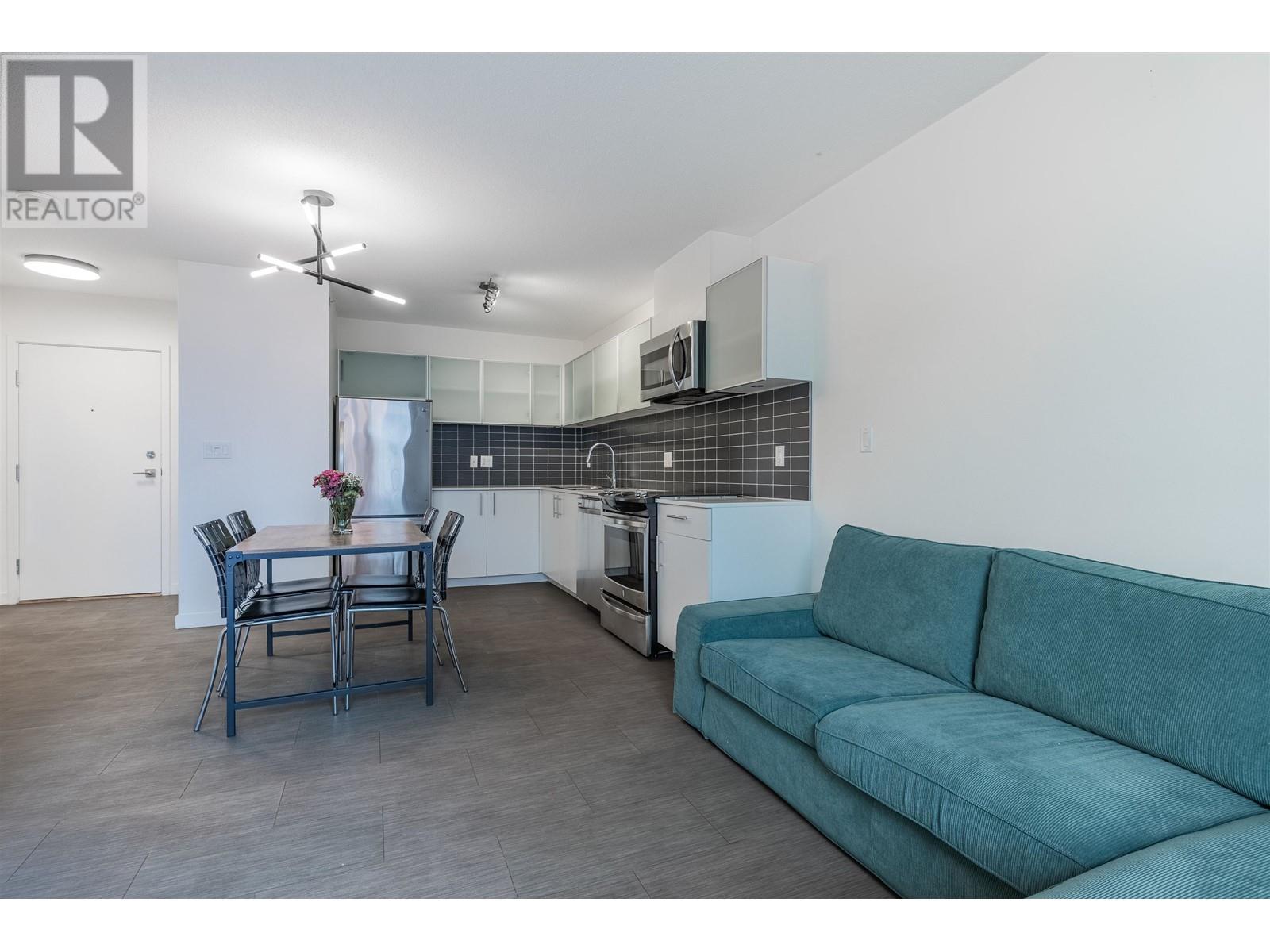 Listing Picture 5 of 16 : 709 66 W CORDOVA STREET, Vancouver / 溫哥華 - 魯藝地產 Yvonne Lu Group - MLS Medallion Club Member