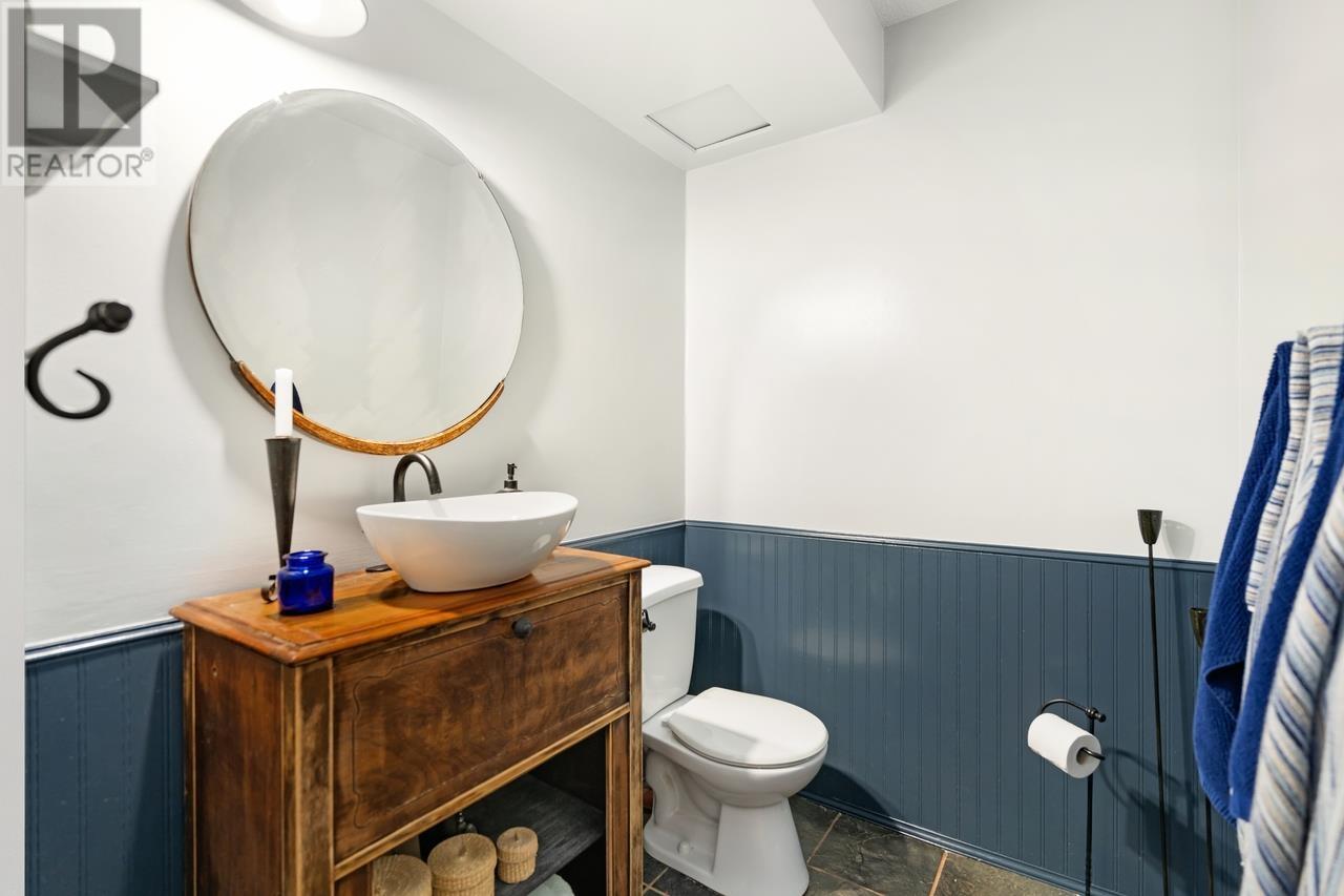 2532 Burian Drive, Coquitlam, British Columbia  V3K 5W9 - Photo 19 - R2931867