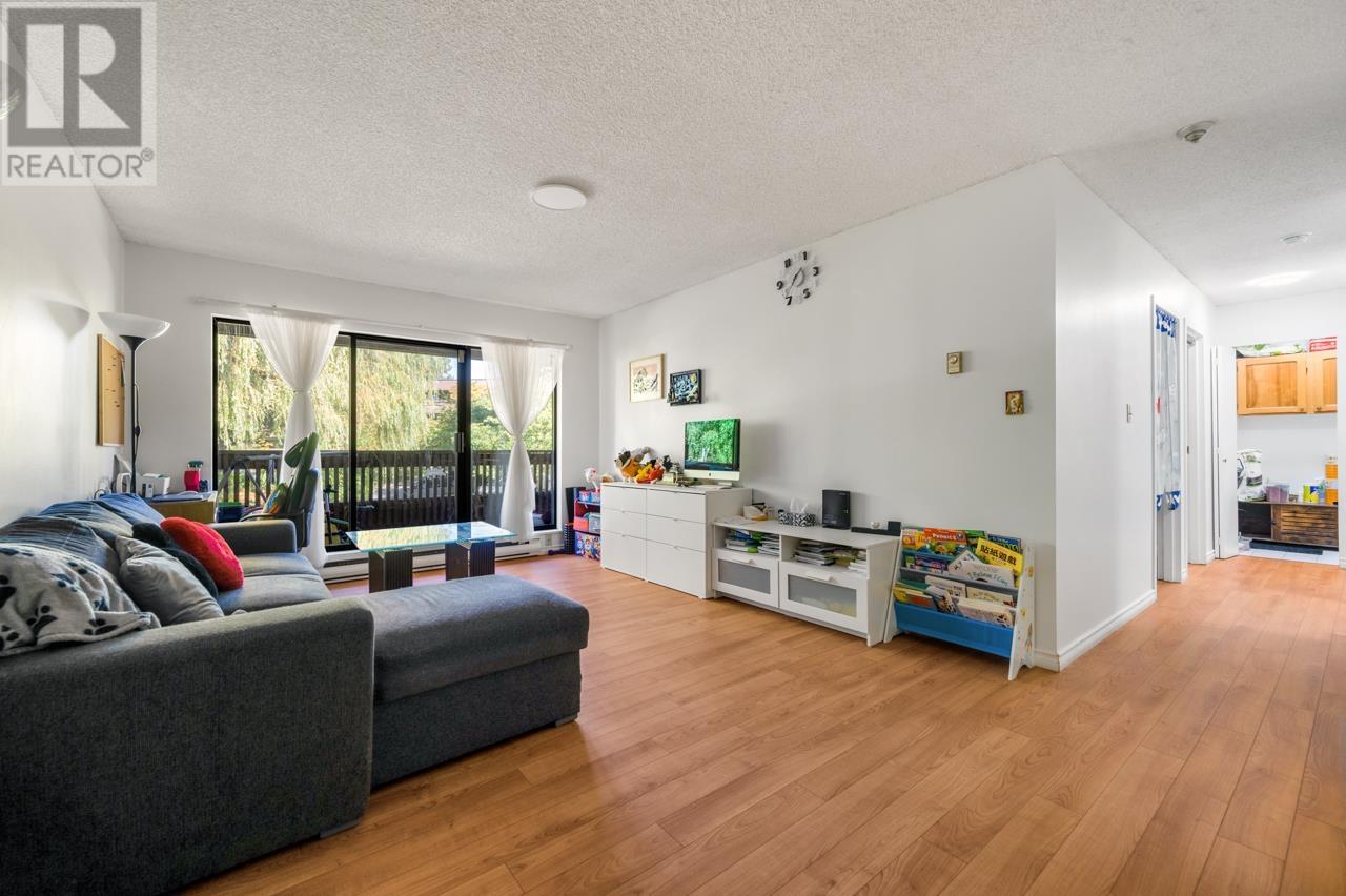 141 7451 Minoru Boulevard, Richmond, British Columbia  V6Y 1Z3 - Photo 8 - R2956241