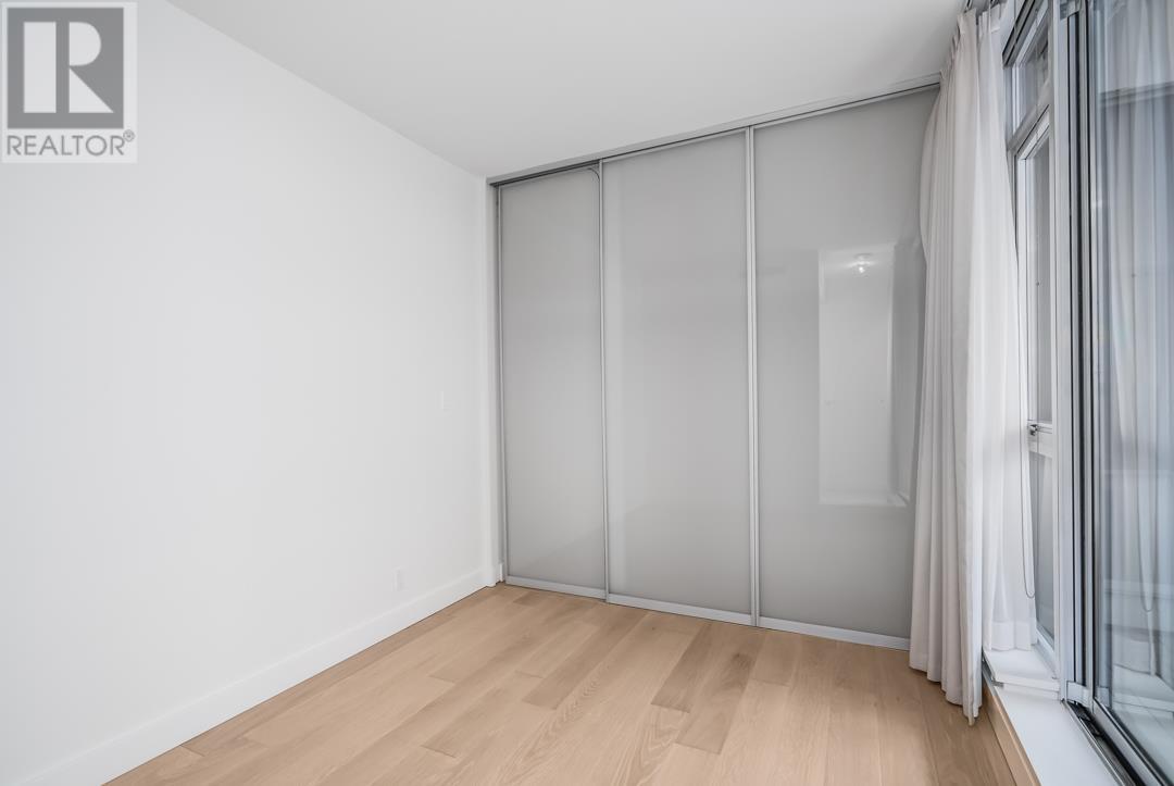 Listing Picture 12 of 22 : 204 1499 W PENDER STREET, Vancouver / 溫哥華 - 魯藝地產 Yvonne Lu Group - MLS Medallion Club Member