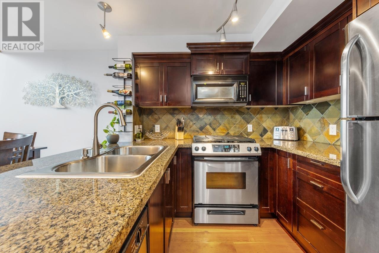 509 10 Renaissance Square, New Westminster, British Columbia V3M 7B1 - Photo 10 - R2956587