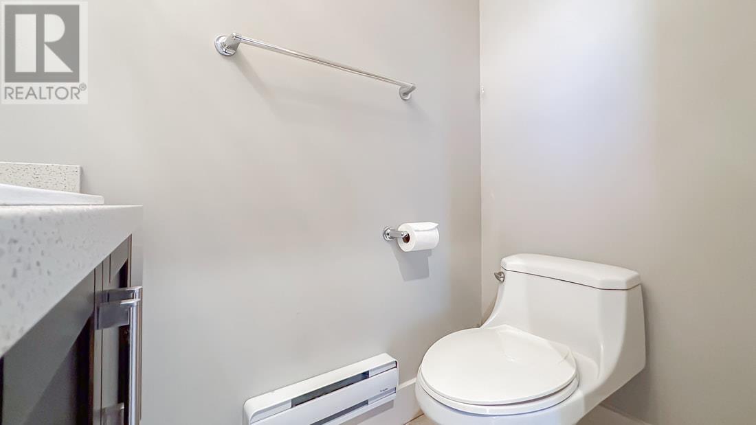 Listing Picture 15 of 26 : 14 7028 ASH STREET, Richmond / 烈治文 - 魯藝地產 Yvonne Lu Group - MLS Medallion Club Member