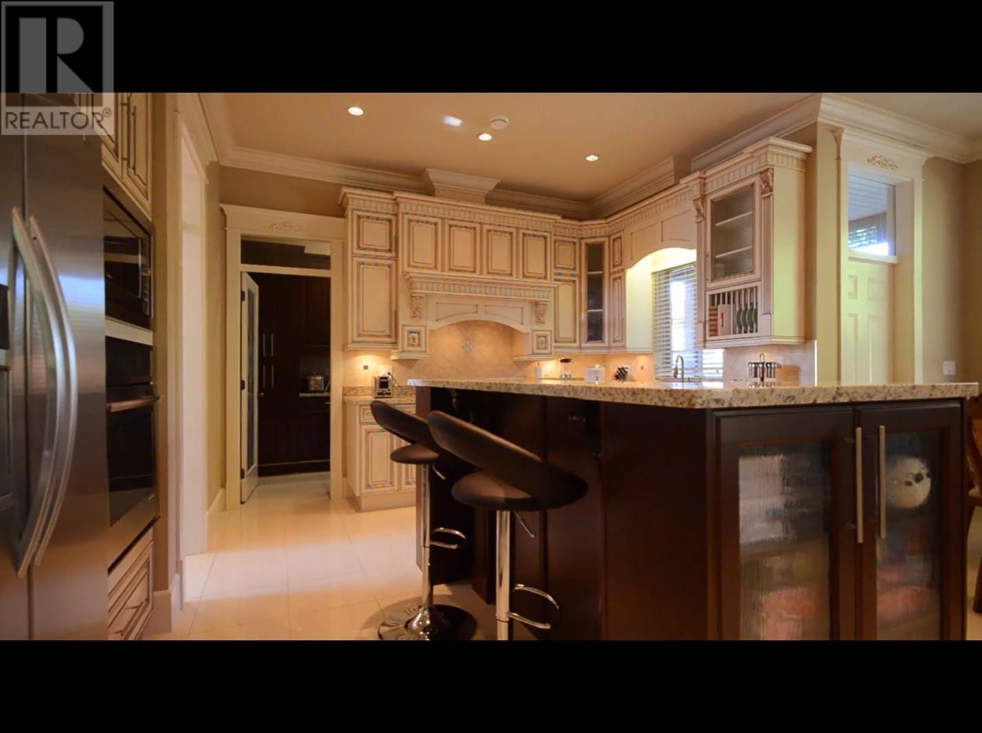 Listing Picture 5 of 16 : 7520 LINDSAY ROAD, Richmond / 烈治文 - 魯藝地產 Yvonne Lu Group - MLS Medallion Club Member