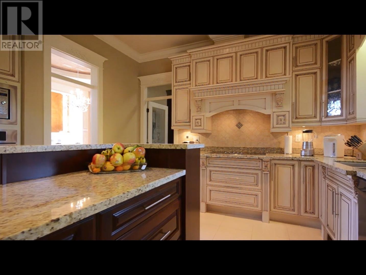 Listing Picture 6 of 16 : 7520 LINDSAY ROAD, Richmond / 烈治文 - 魯藝地產 Yvonne Lu Group - MLS Medallion Club Member