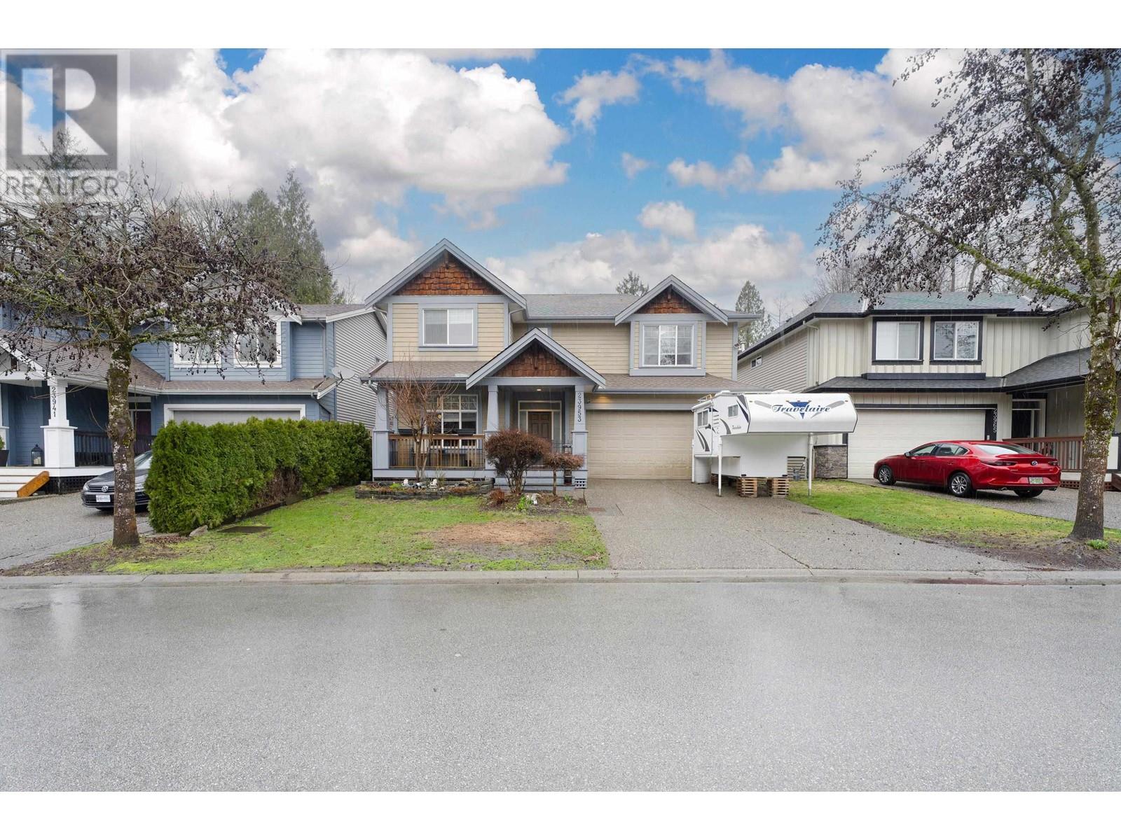 23953 Mcclure Avenue, Maple Ridge, British Columbia  V2W 0B3 - Photo 1 - R2956609
