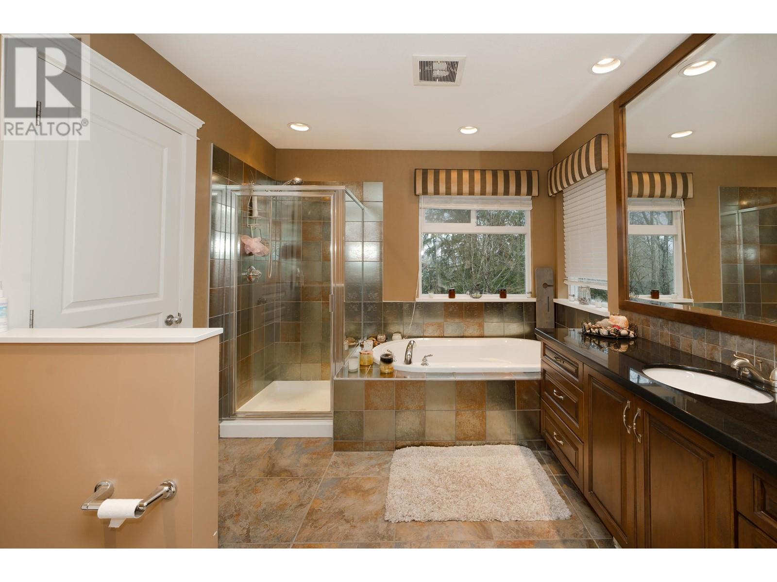 23953 Mcclure Avenue, Maple Ridge, British Columbia  V2W 0B3 - Photo 16 - R2956609