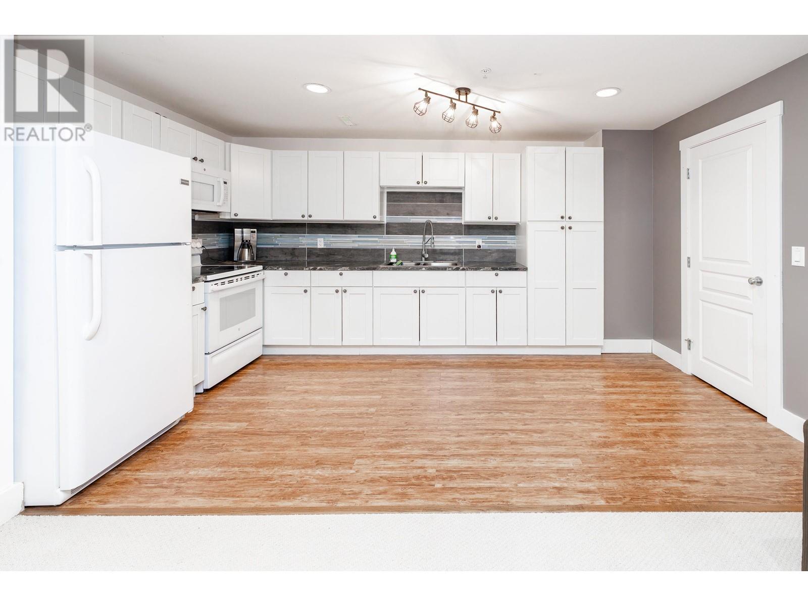 23953 Mcclure Avenue, Maple Ridge, British Columbia  V2W 0B3 - Photo 21 - R2956609