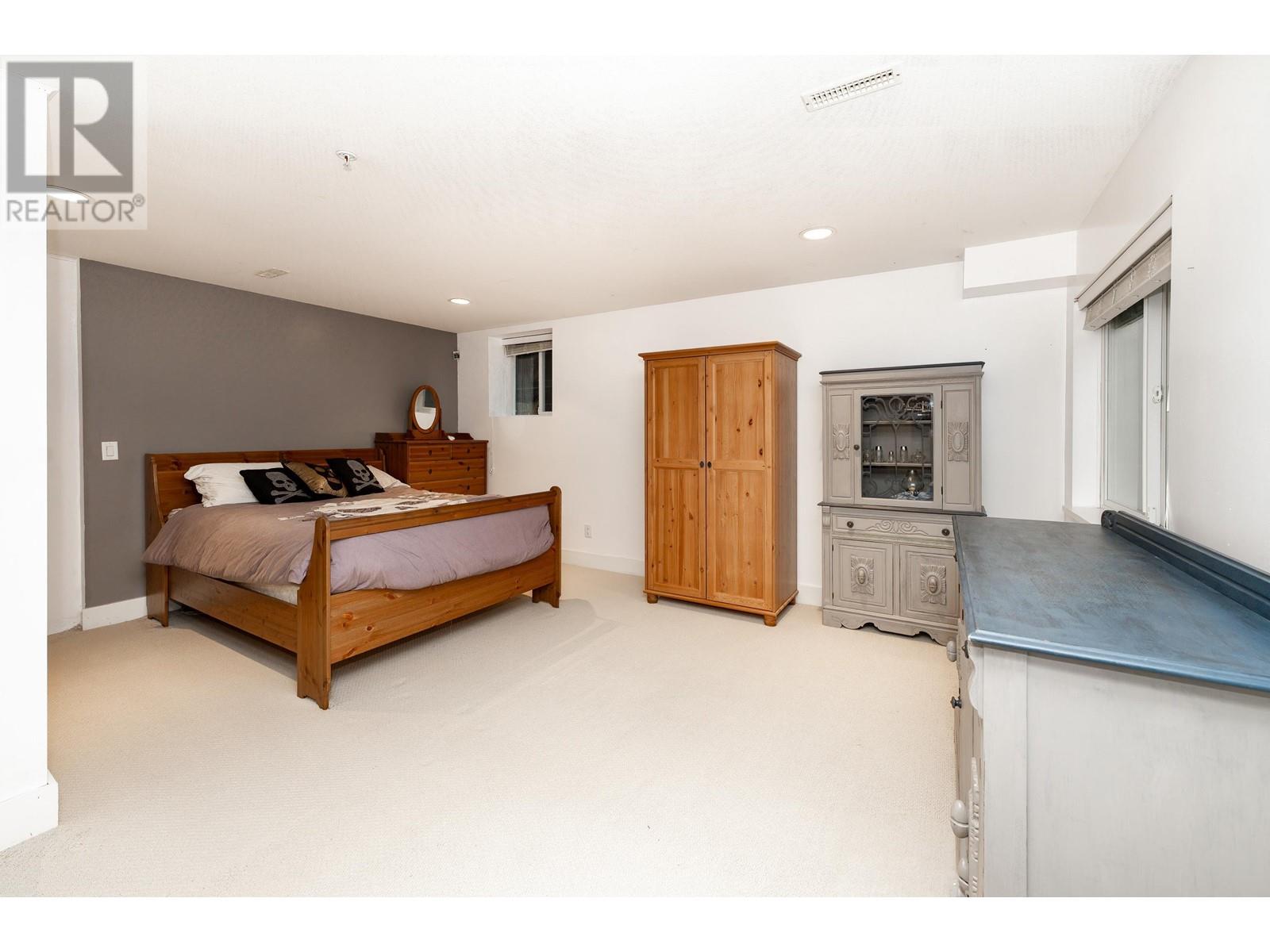 23953 Mcclure Avenue, Maple Ridge, British Columbia  V2W 0B3 - Photo 24 - R2956609