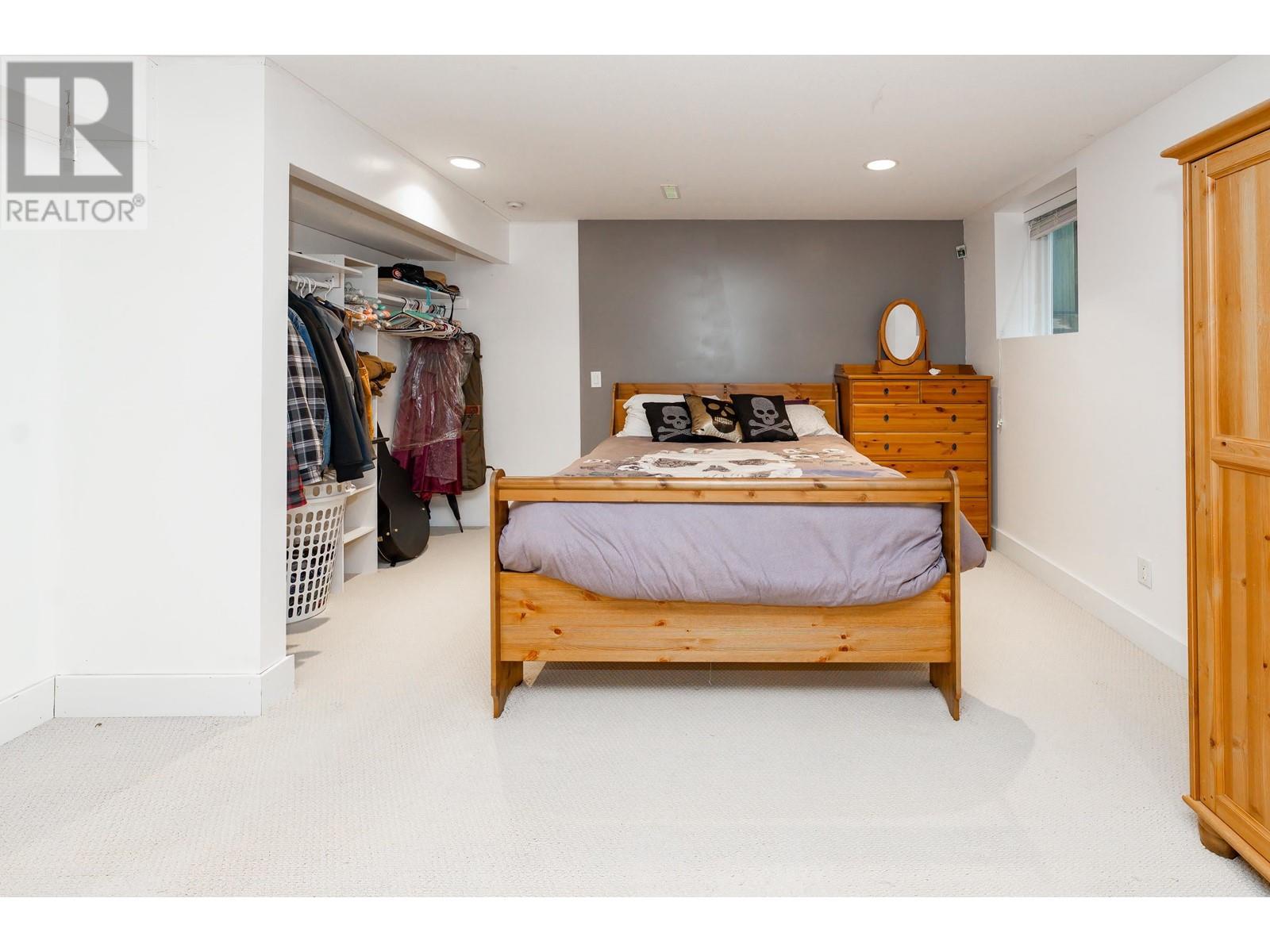 23953 Mcclure Avenue, Maple Ridge, British Columbia  V2W 0B3 - Photo 25 - R2956609