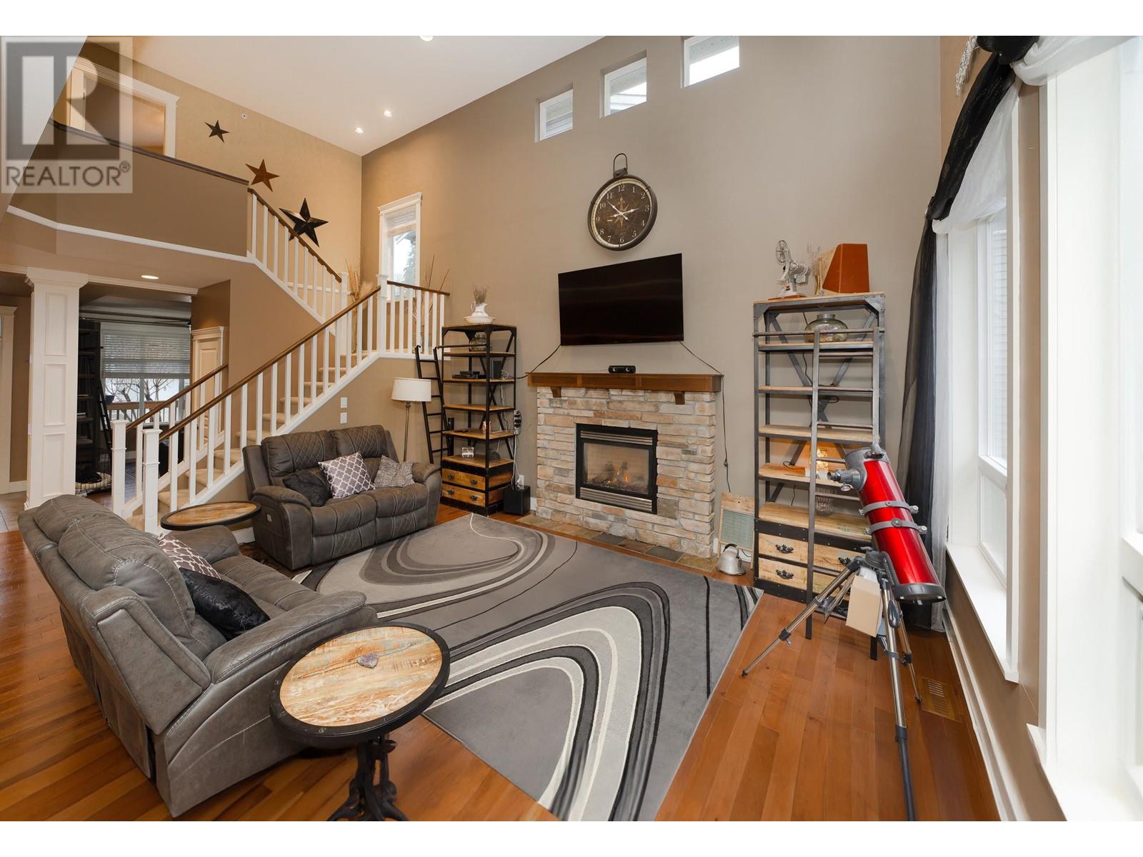 23953 Mcclure Avenue, Maple Ridge, British Columbia  V2W 0B3 - Photo 6 - R2956609