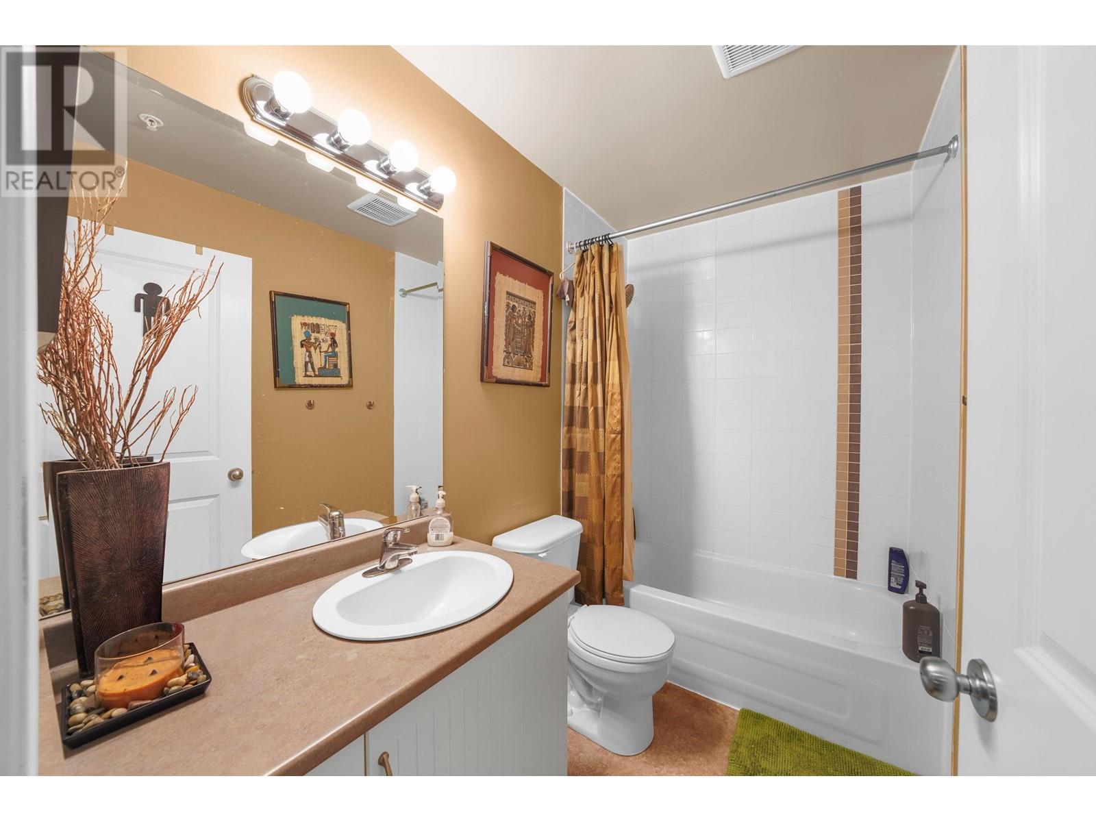 211 3000 Riverbend Drive, Coquitlam, British Columbia  V3C 6R1 - Photo 15 - R2956611