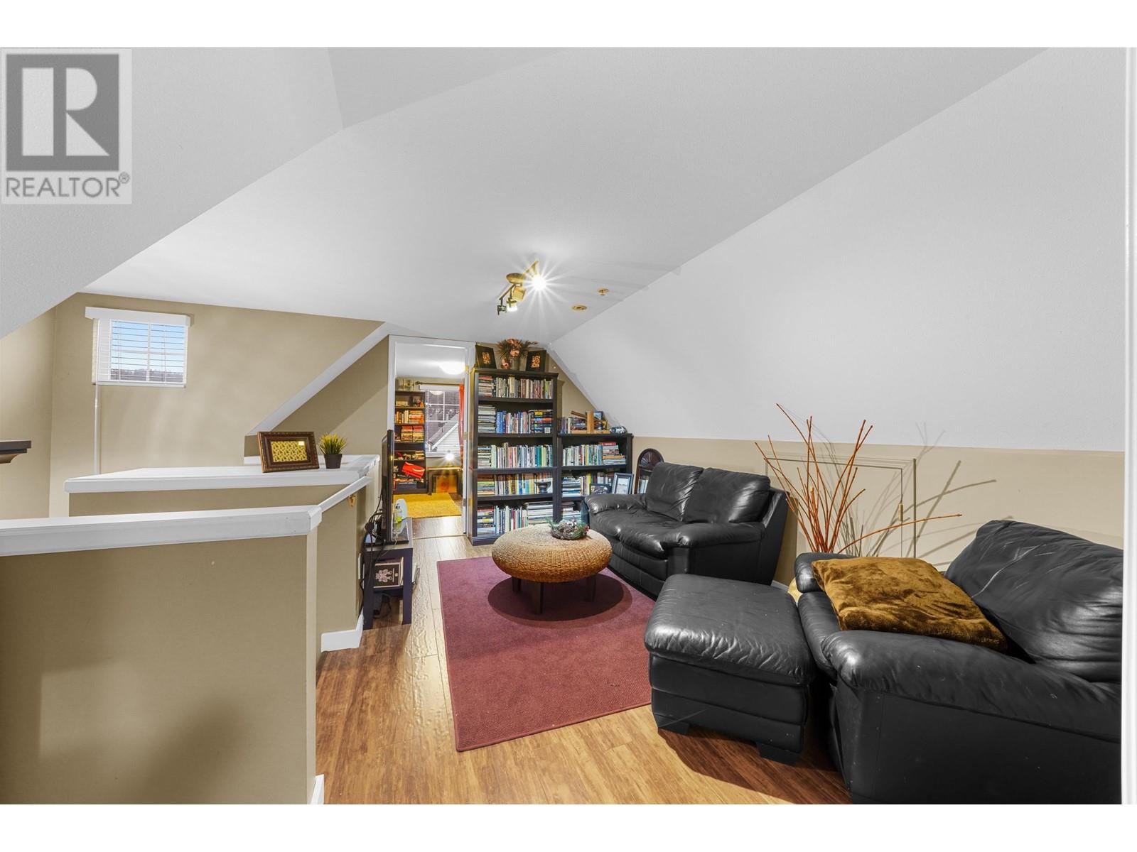 211 3000 Riverbend Drive, Coquitlam, British Columbia  V3C 6R1 - Photo 16 - R2956611