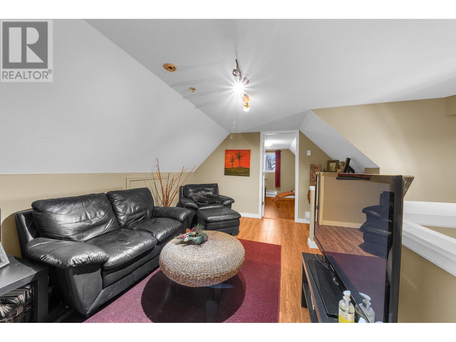 211 3000 Riverbend Drive, Coquitlam, British Columbia  V3C 6R1 - Photo 17 - R2956611