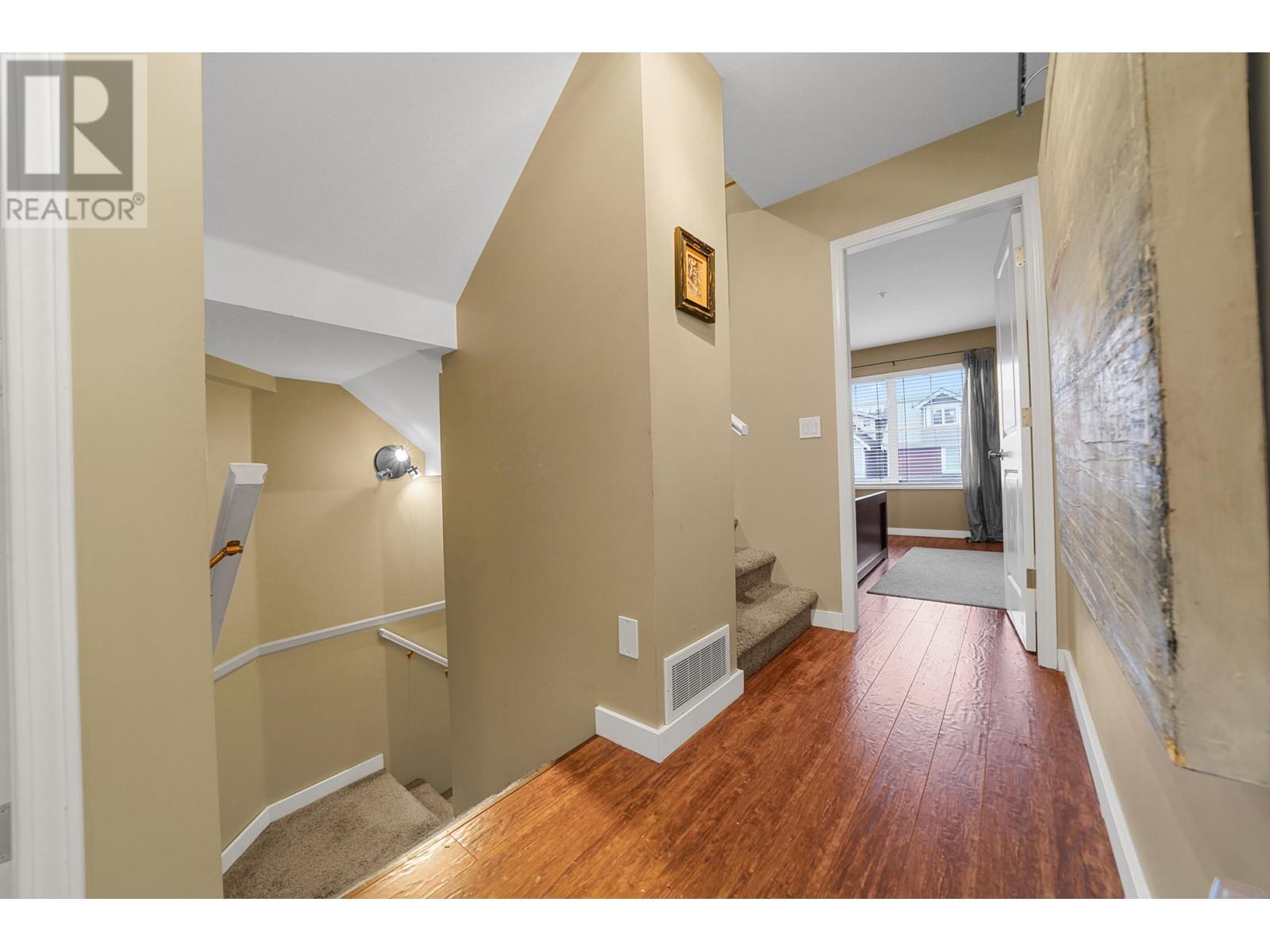 211 3000 Riverbend Drive, Coquitlam, British Columbia  V3C 6R1 - Photo 21 - R2956611